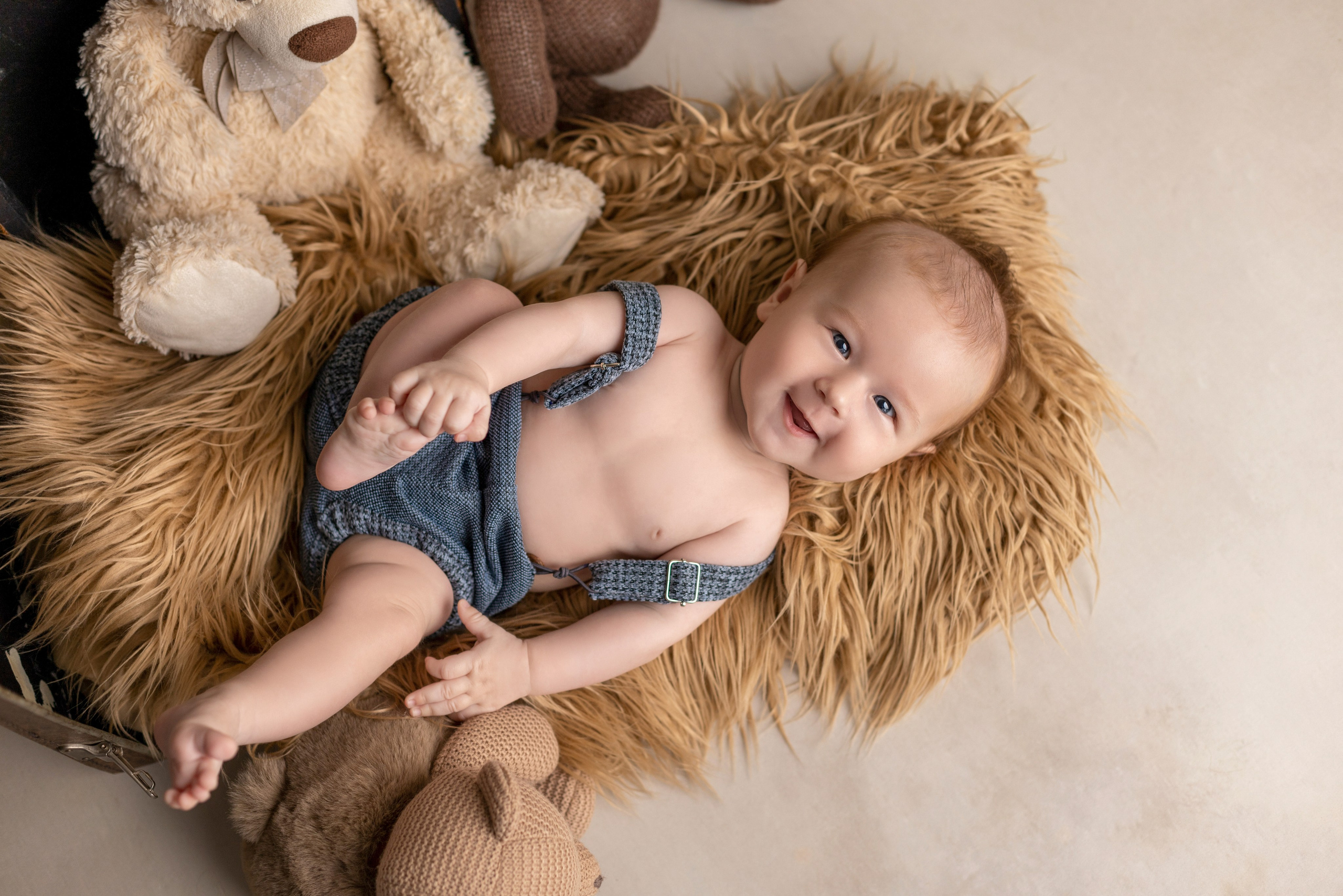 Лев, 1,5 месяца. Фотограф новорожденных в Нижнем Новгороде Надежда Кадылкина