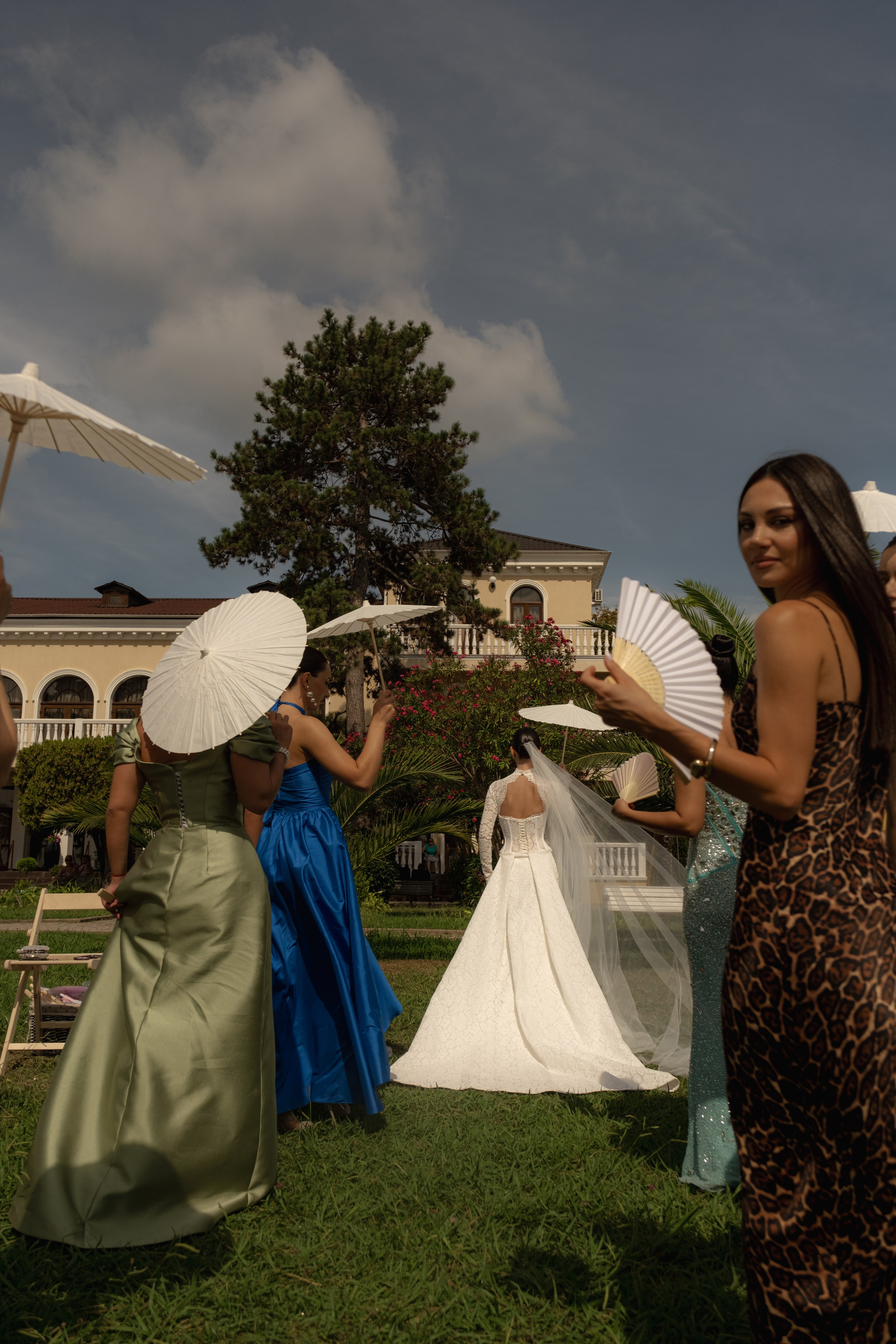 Abkhazia: Lola&Kemal. Сентиментальная свадебная фотография