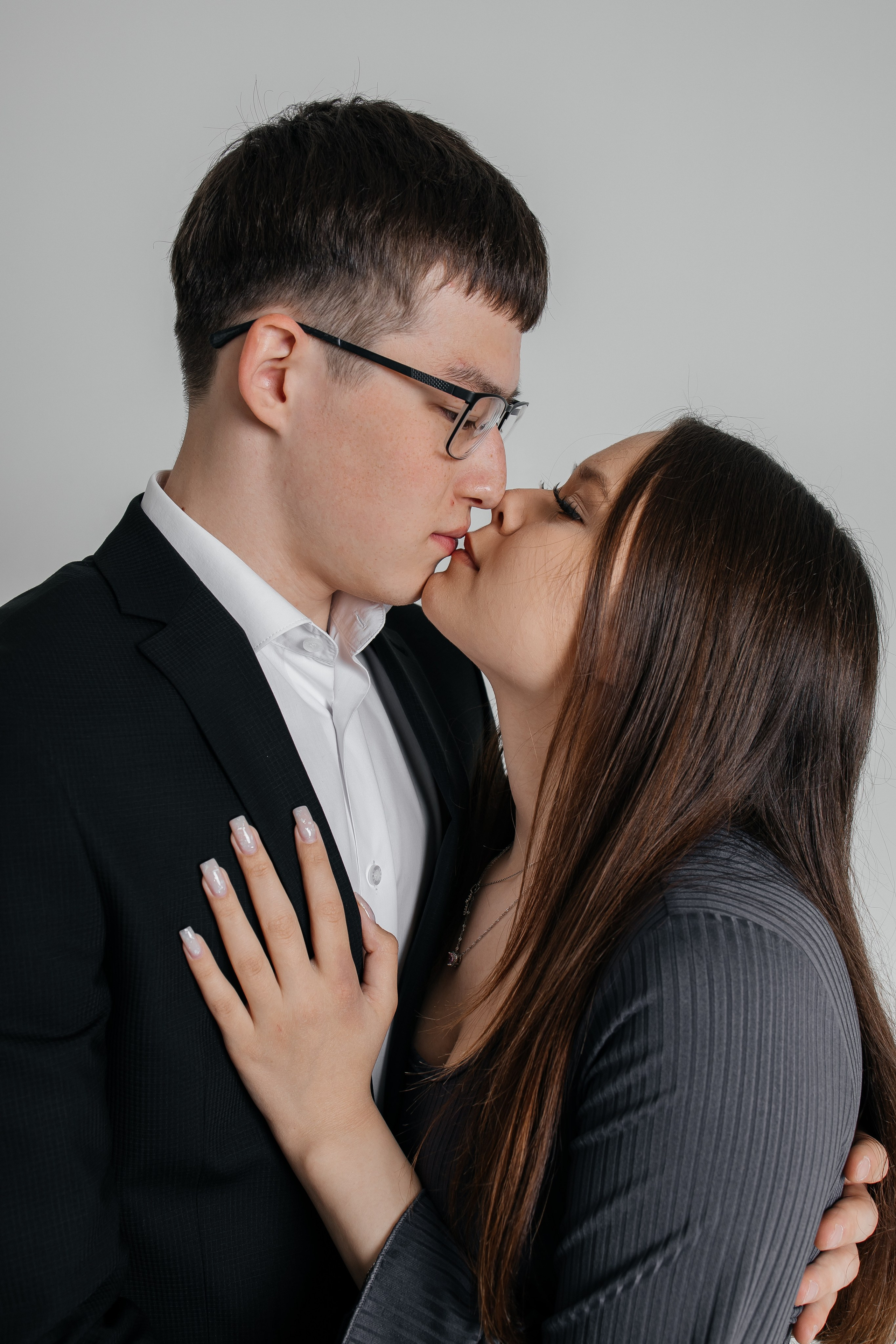 Лев и Диана (5 лофт зал Грей). Свадебный и Семейный фотограф г. Ижевск Гульназ Солдатова. Гульназ фото