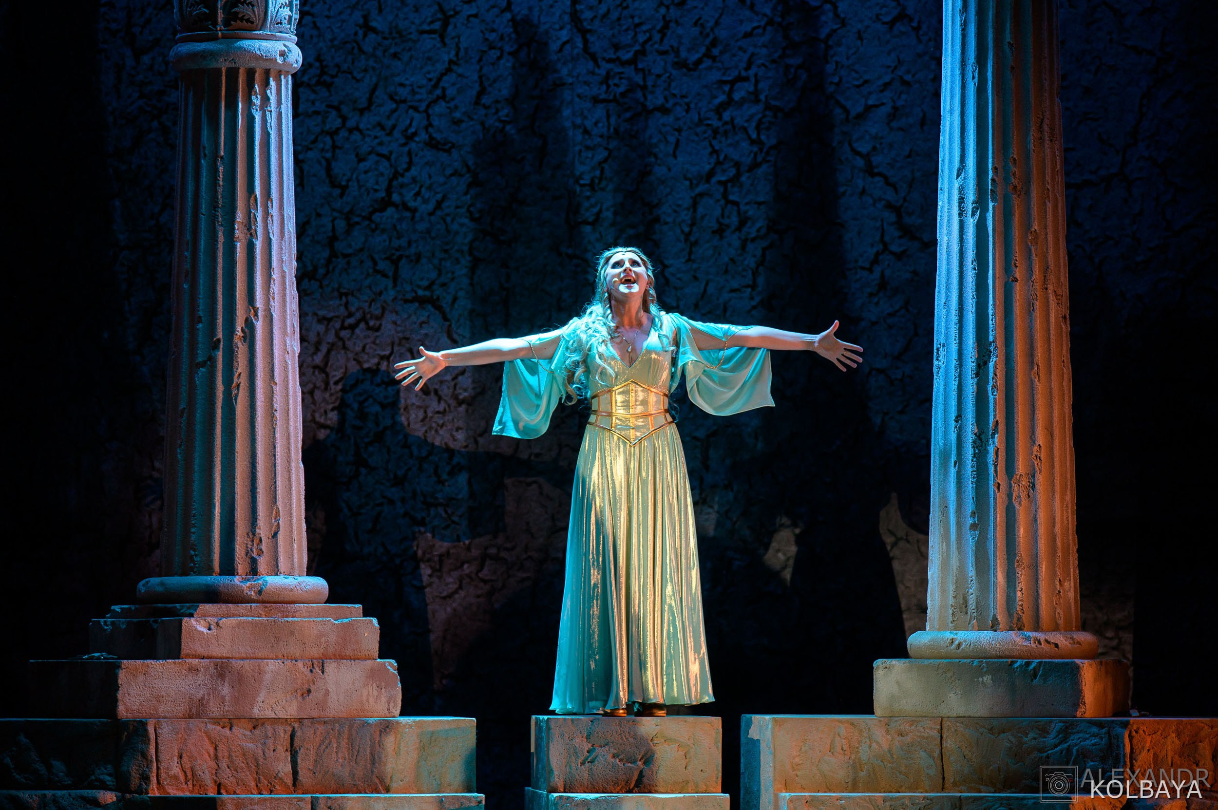 Фоторепортаж со спектакля Гладиатор в Театре Терезы Дуровой. Концертный и театральный репортажный фотограф в Москве Александр Колбая