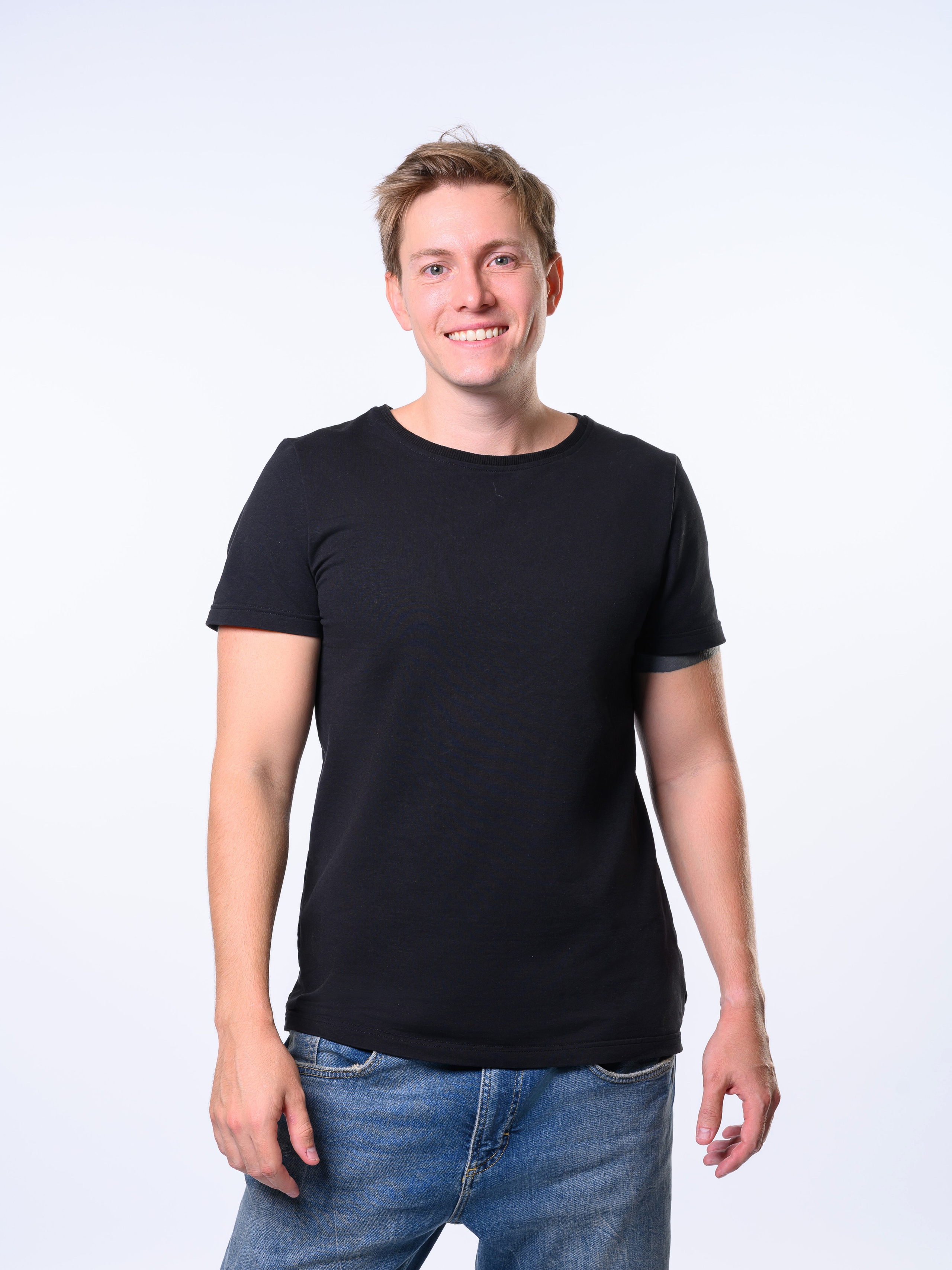 Каталог Мужчины. Студия рекламной и предметной съемки товаров WELKO Studio