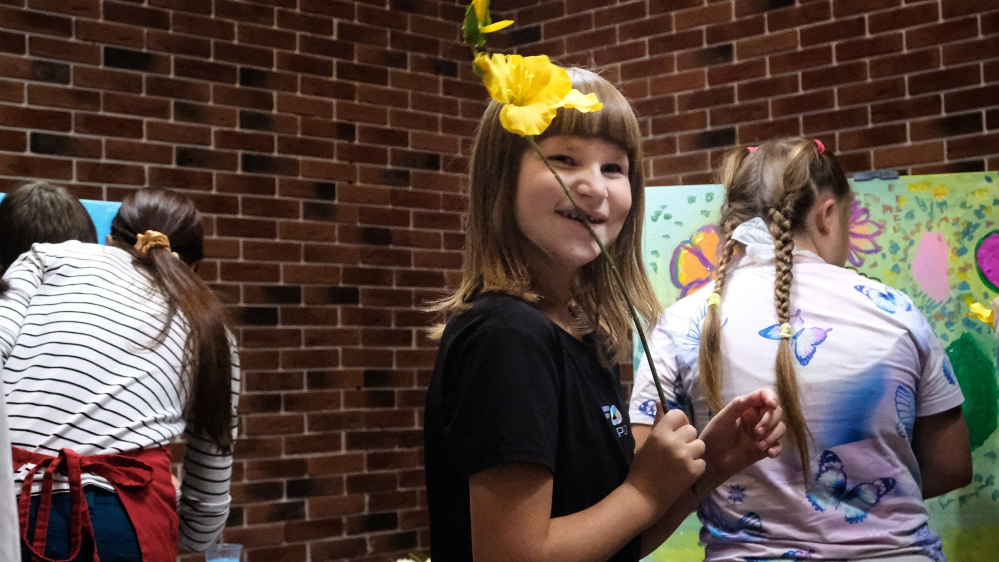 НКО «ШКОЛА ГЕРОЕВ " и «Осторожно хрупкое ". Home Decor