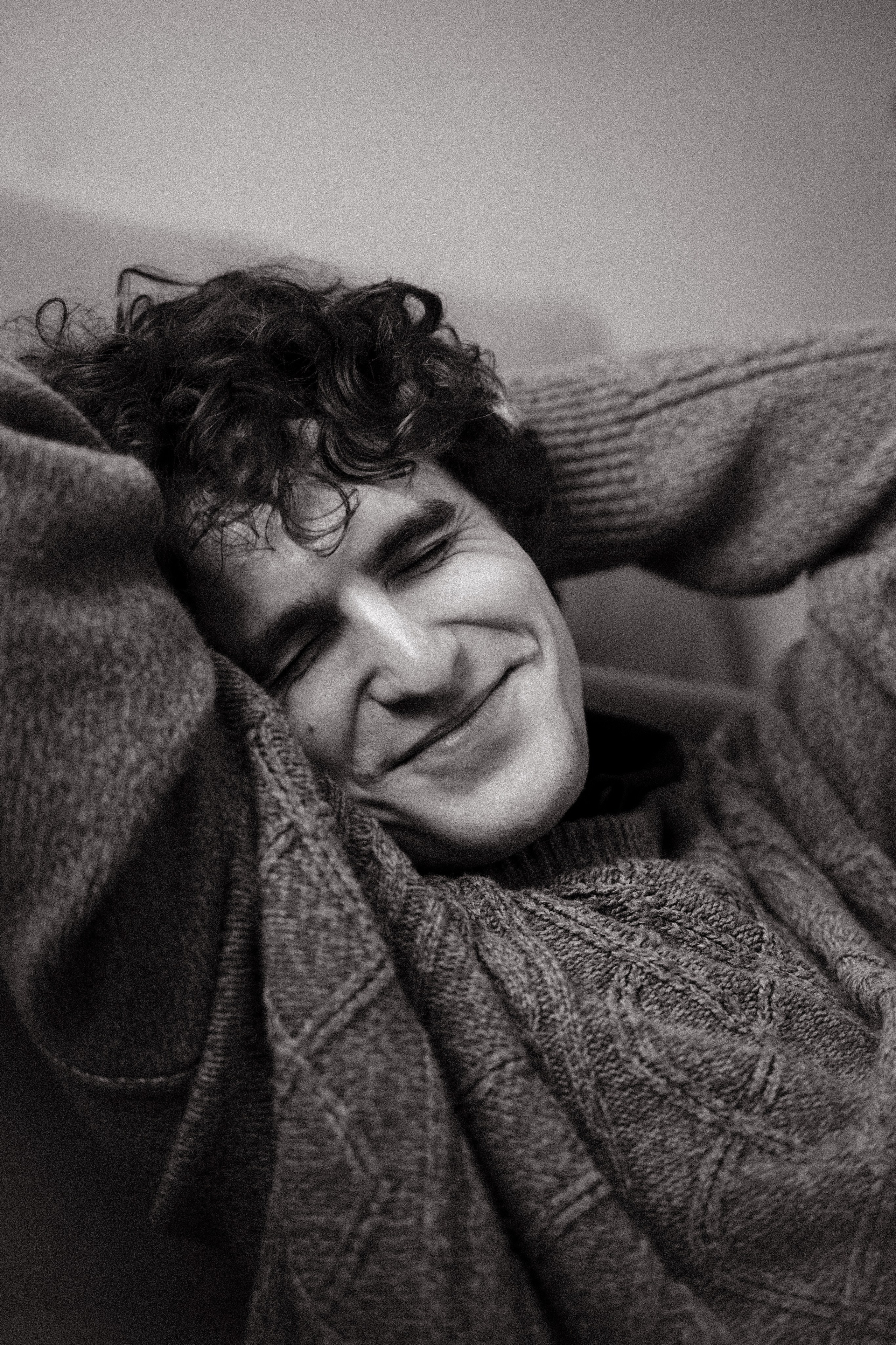 Зорко одно лишь сердце. Главная