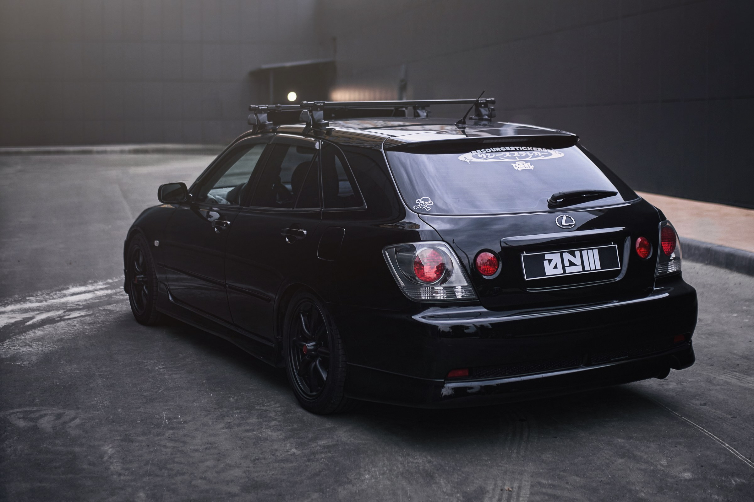 Lexus IS200 SportCross. DKARPOCHEVA PHOTOGRAPHY