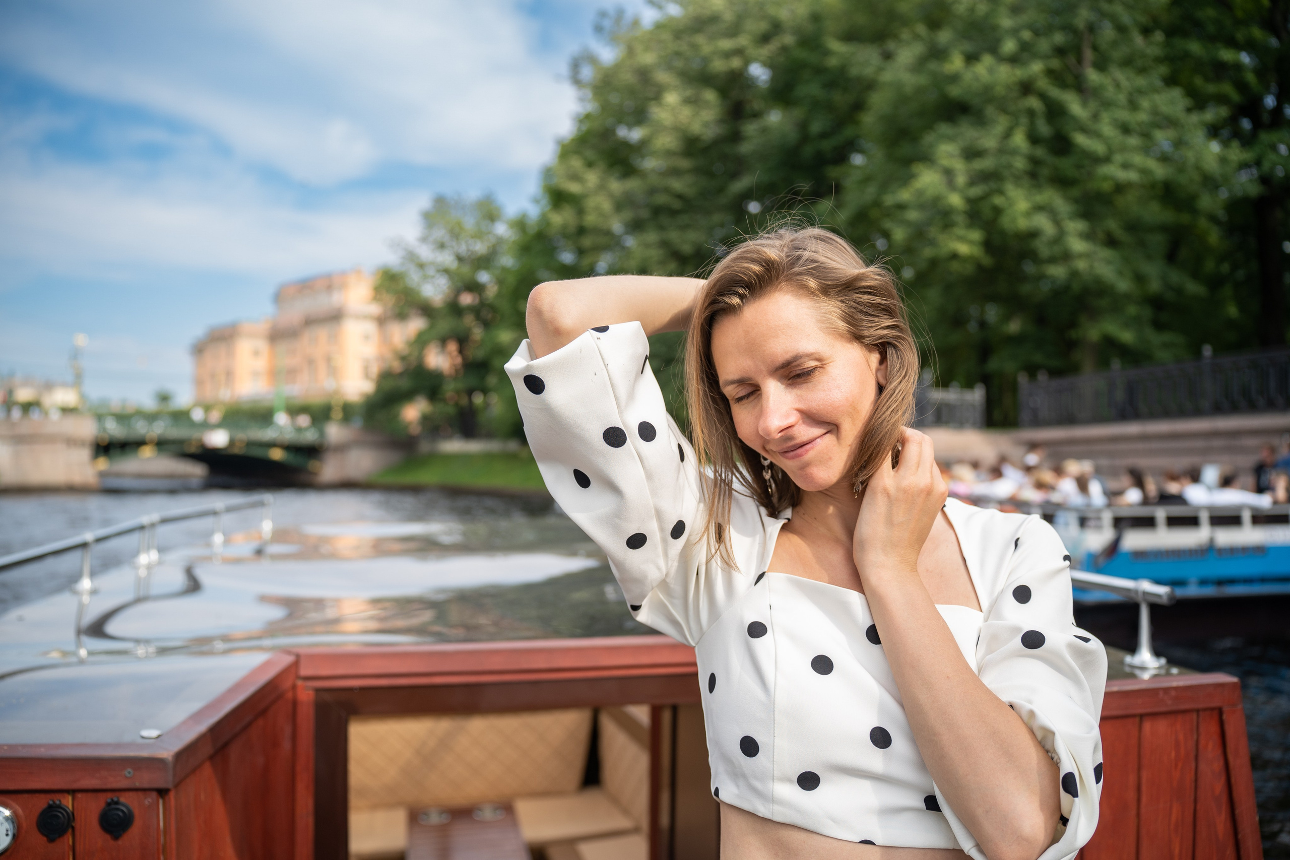 Прогулка на катере, тренинг, игры. Концертный и репортажный фотограф в Санкт-Петербурге Слава Пахомов