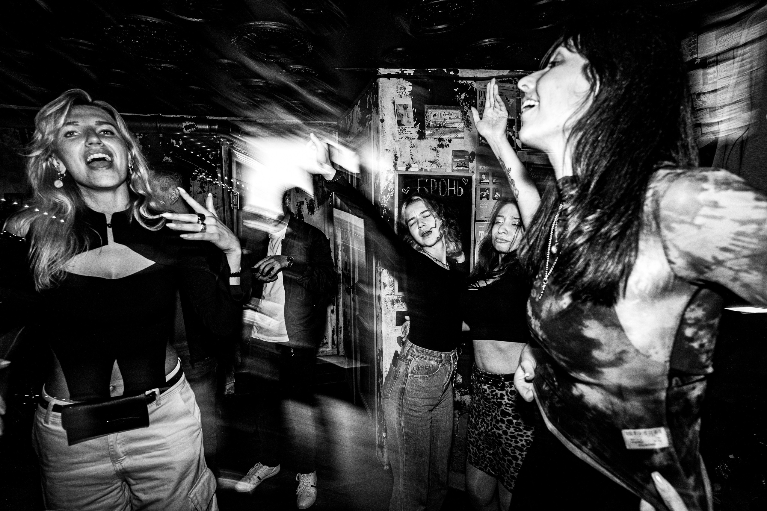 Бар разбитых сердец. Last summer party. Концертный и репортажный фотограф в Санкт-Петербурге Слава Пахомов