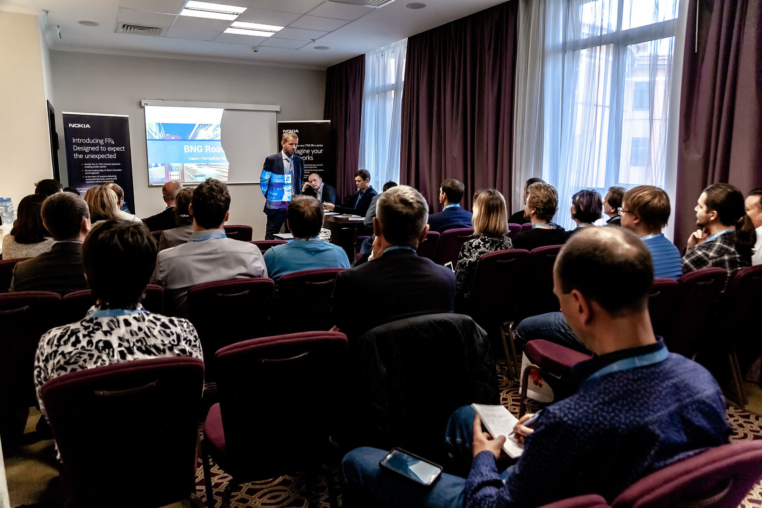 Фотосессия в Санкт-Петербурге. Артем Ракаев — фотограф и видеомейкер из Санкт-Петербурга