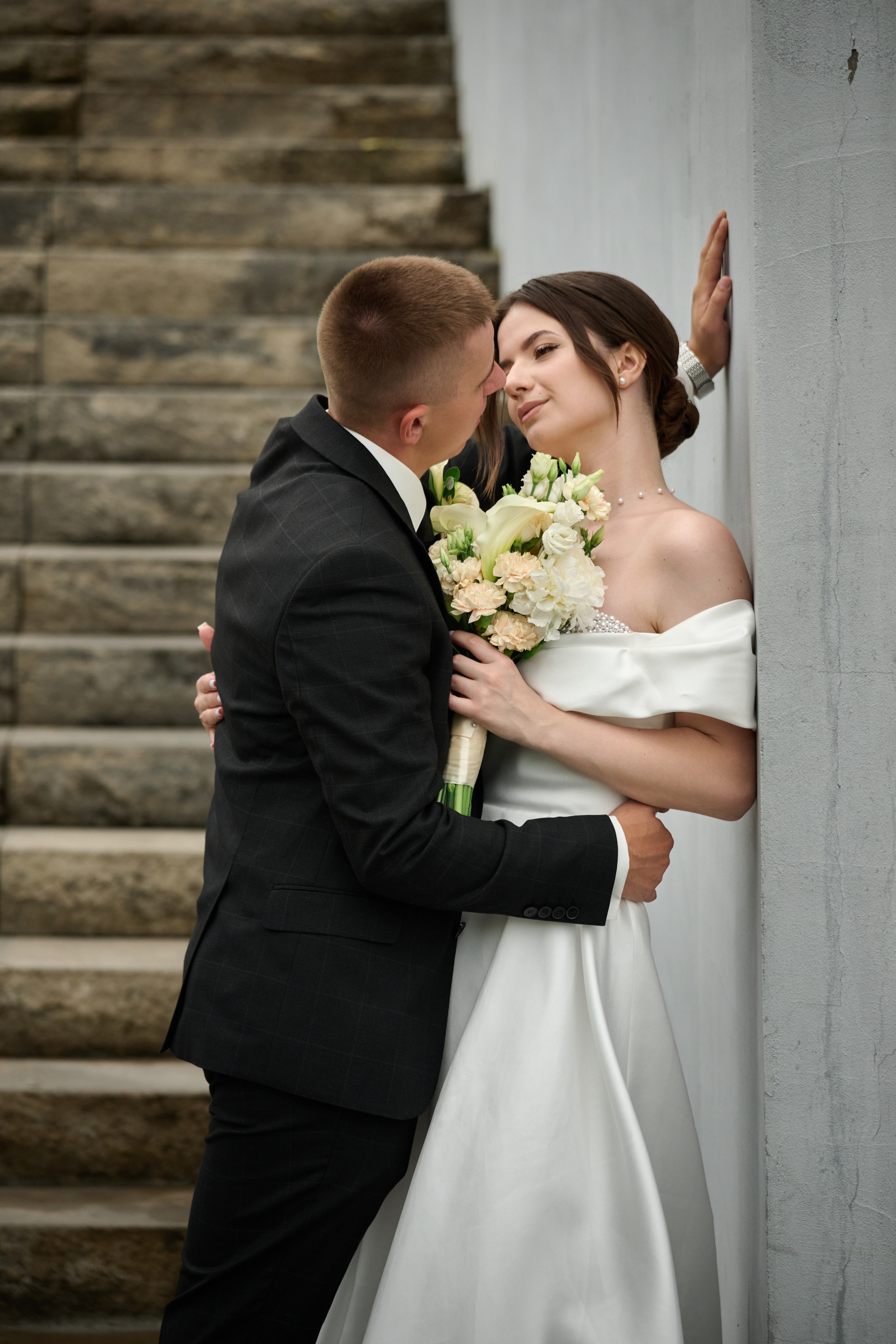 Свадебная фотосессия Никиты и Ангелины в Старом Осколе. Профессиональный фотограф Старый Оскол, Губкин — свадьба, венчание, крещение, юбилей и день рождения