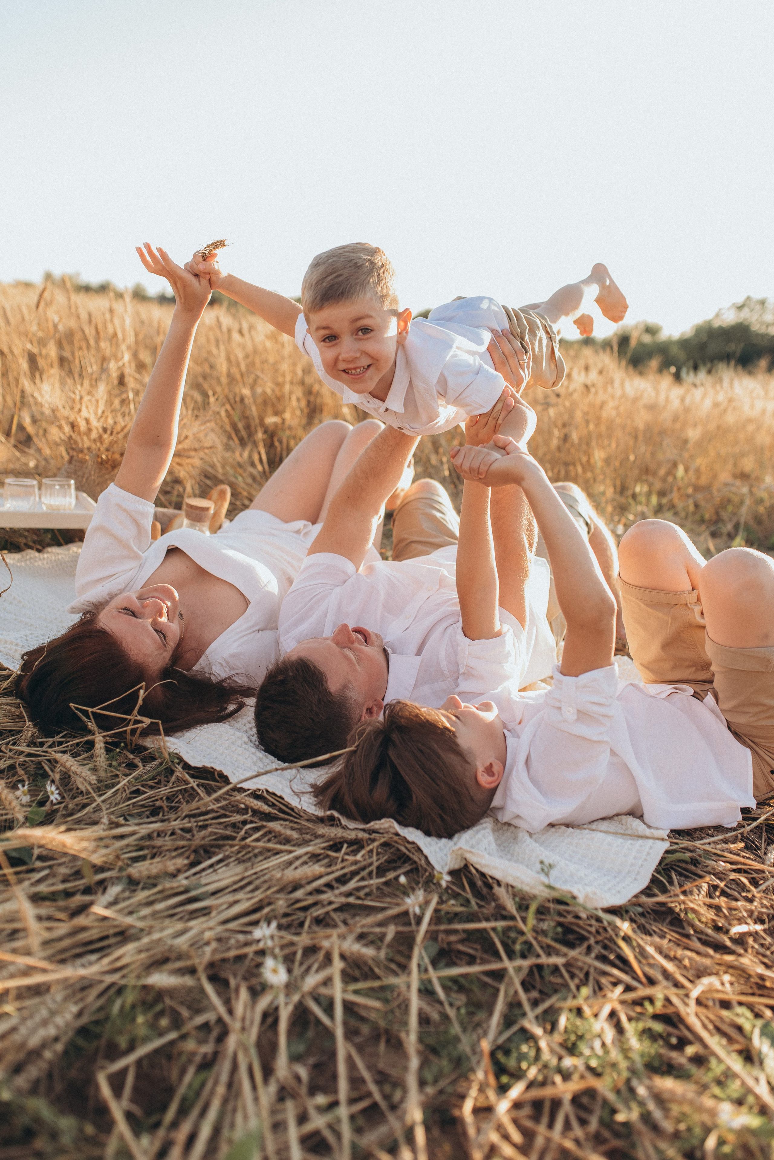 Семейная летняя прогулка. Семейный фотограф в Москве Екатерина Север