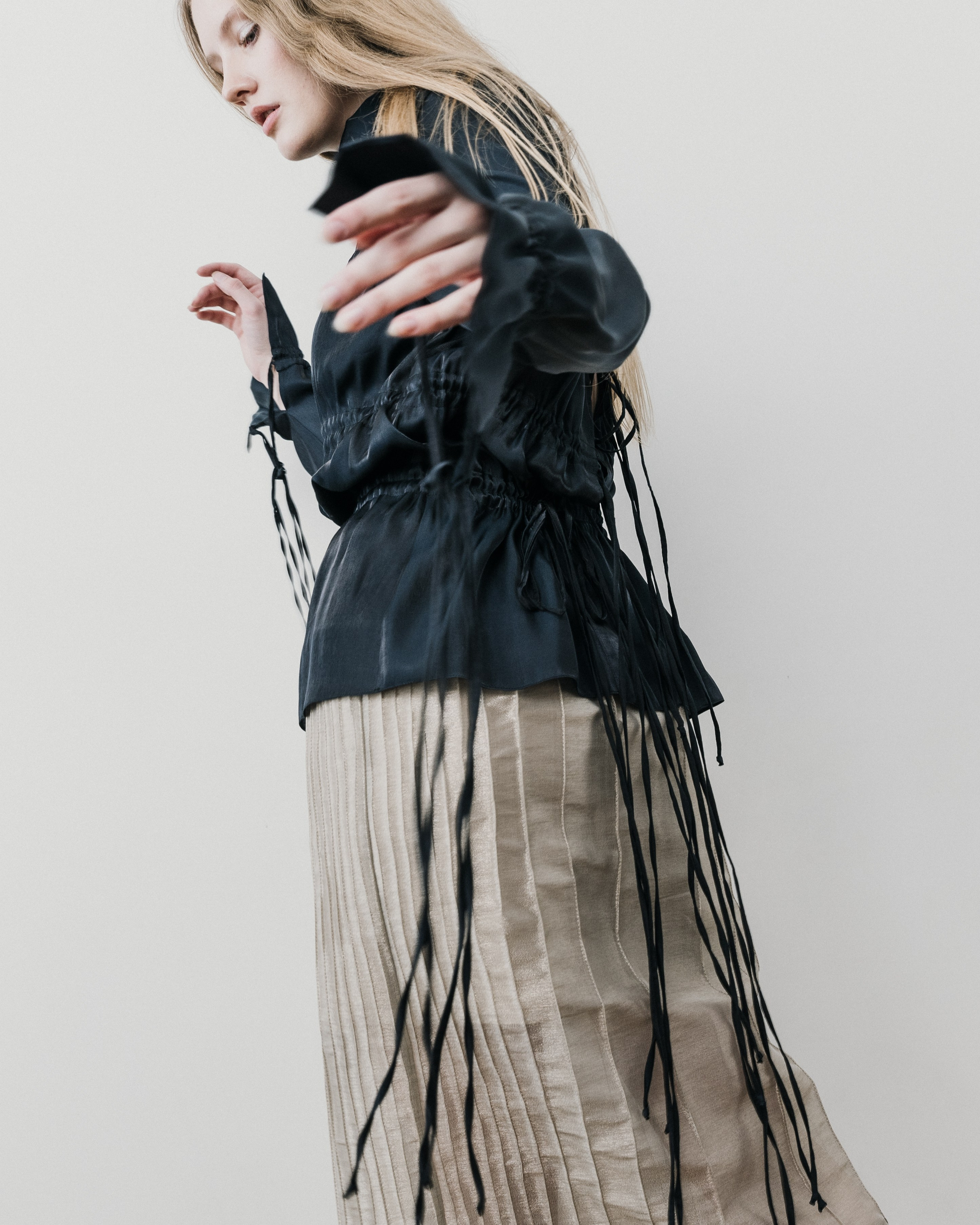 ZO: FLORA. TUTSARKIS — Art Director | Stylist | Photographer