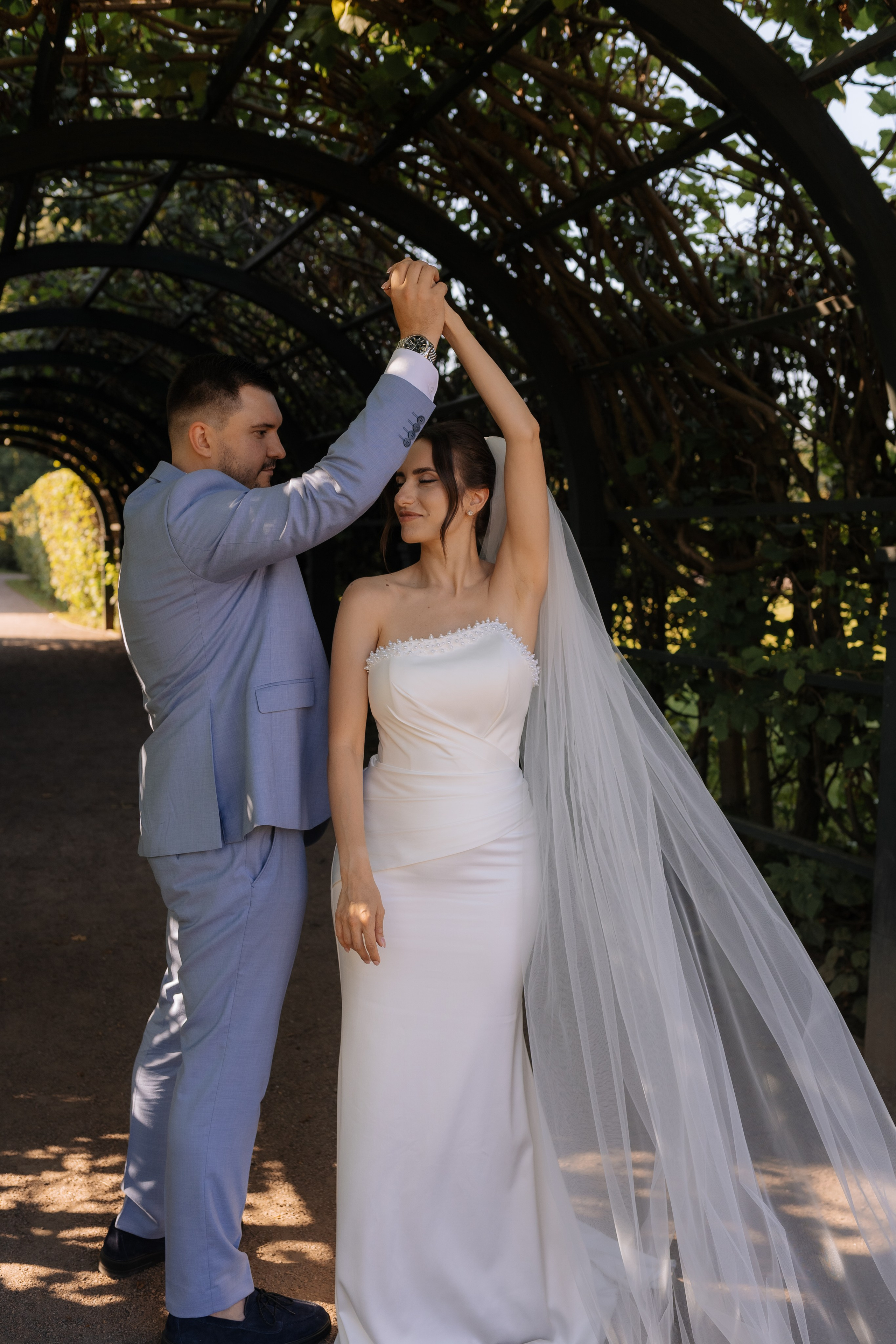 Свадебная фотосессия в Москве, парк Кусково. Свадебный фотограф в Москве Анна Полушина