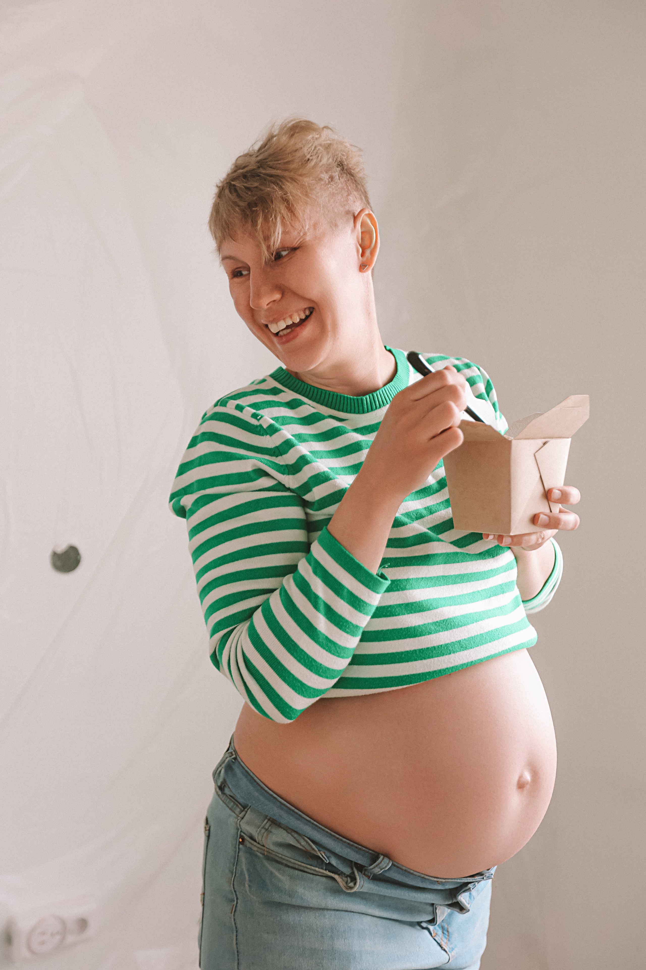 Ремонт. Семейный фотограф Тюмень, фотограф на роды Салмина Мария