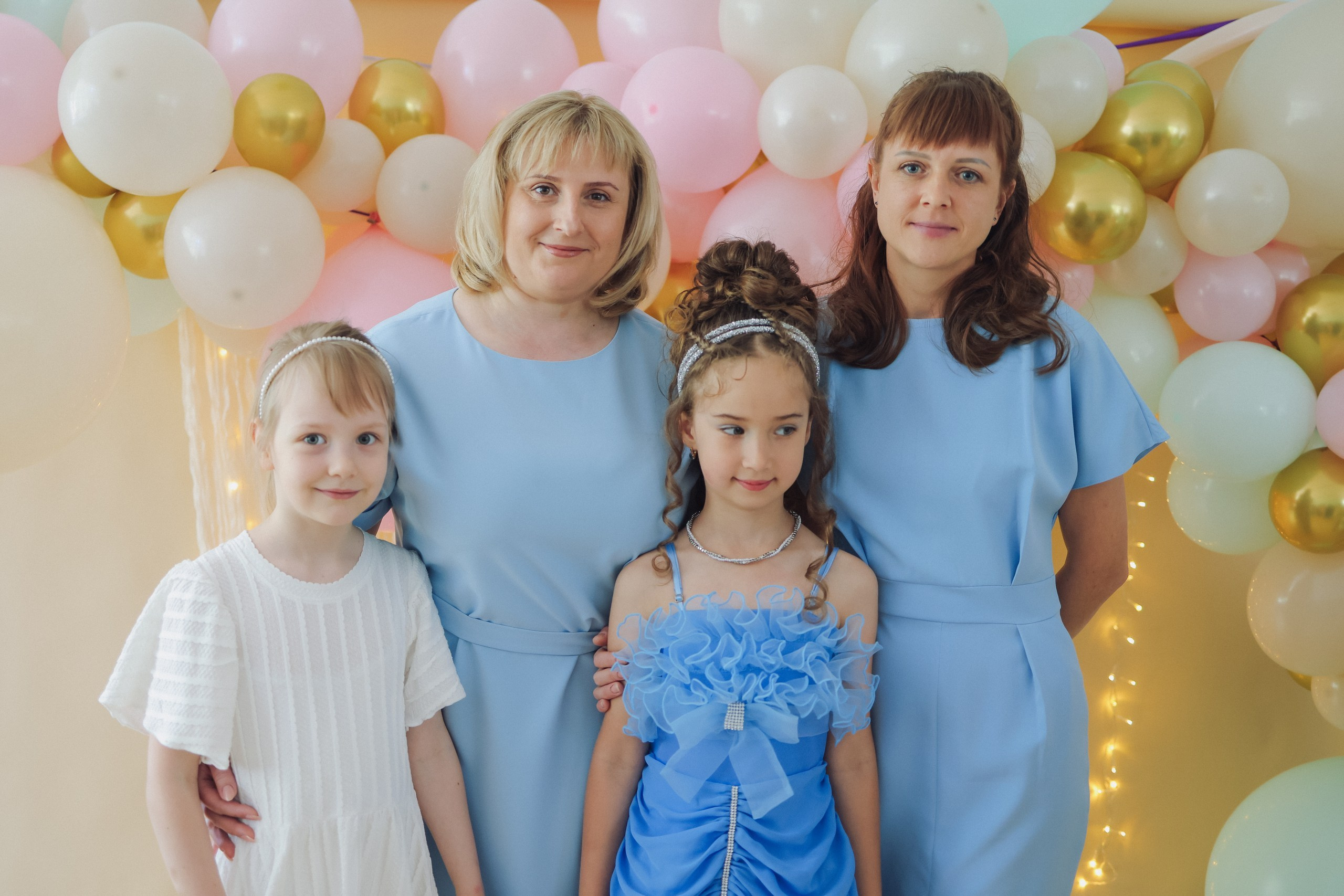 Выпускной с фотозоной от меня. Семейный фотограф Тюмень, фотограф на роды Салмина Мария
