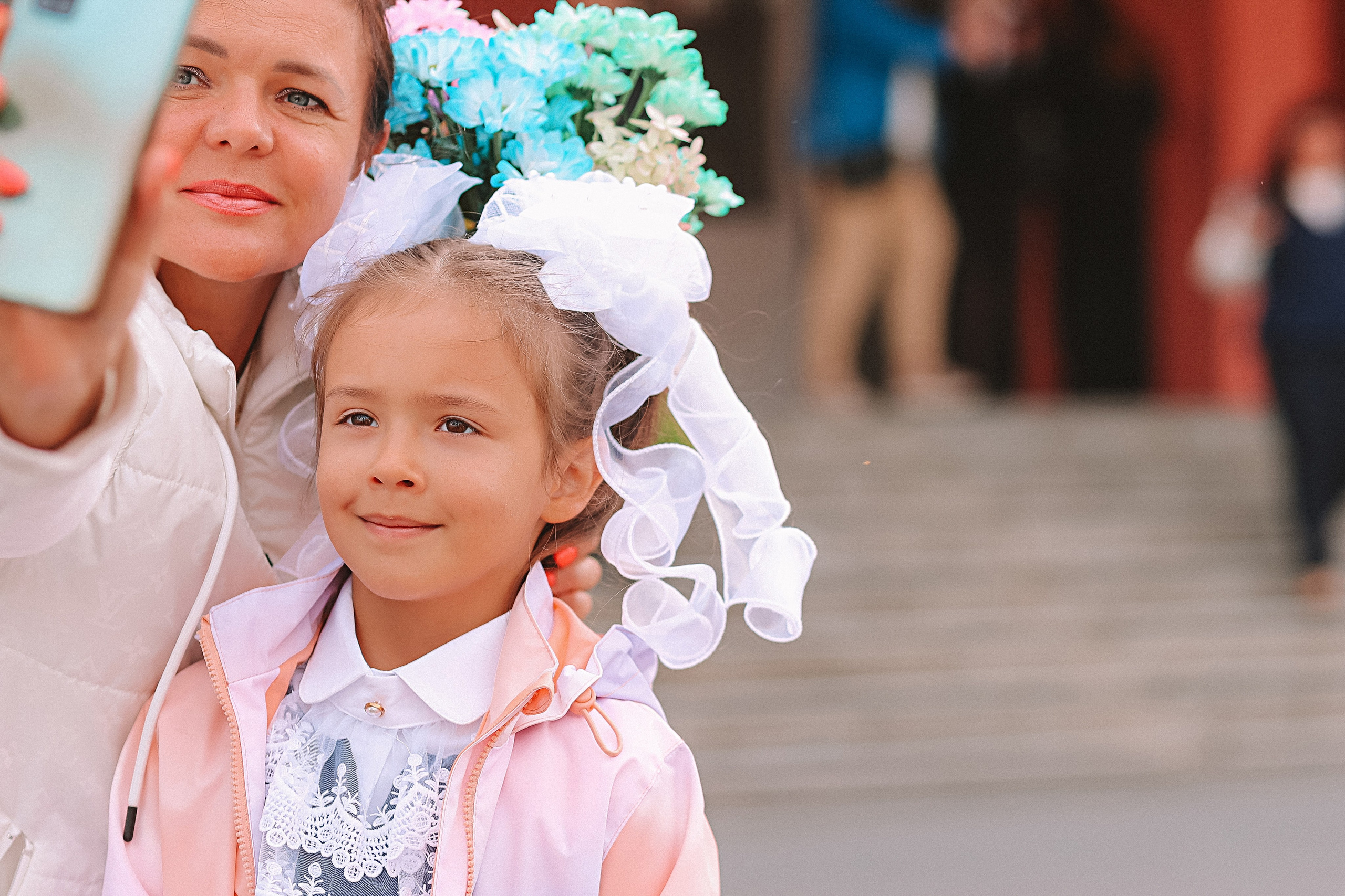 1 сентября линейка+кл час+портреты. Семейный фотограф Тюмень, фотограф на роды Салмина Мария
