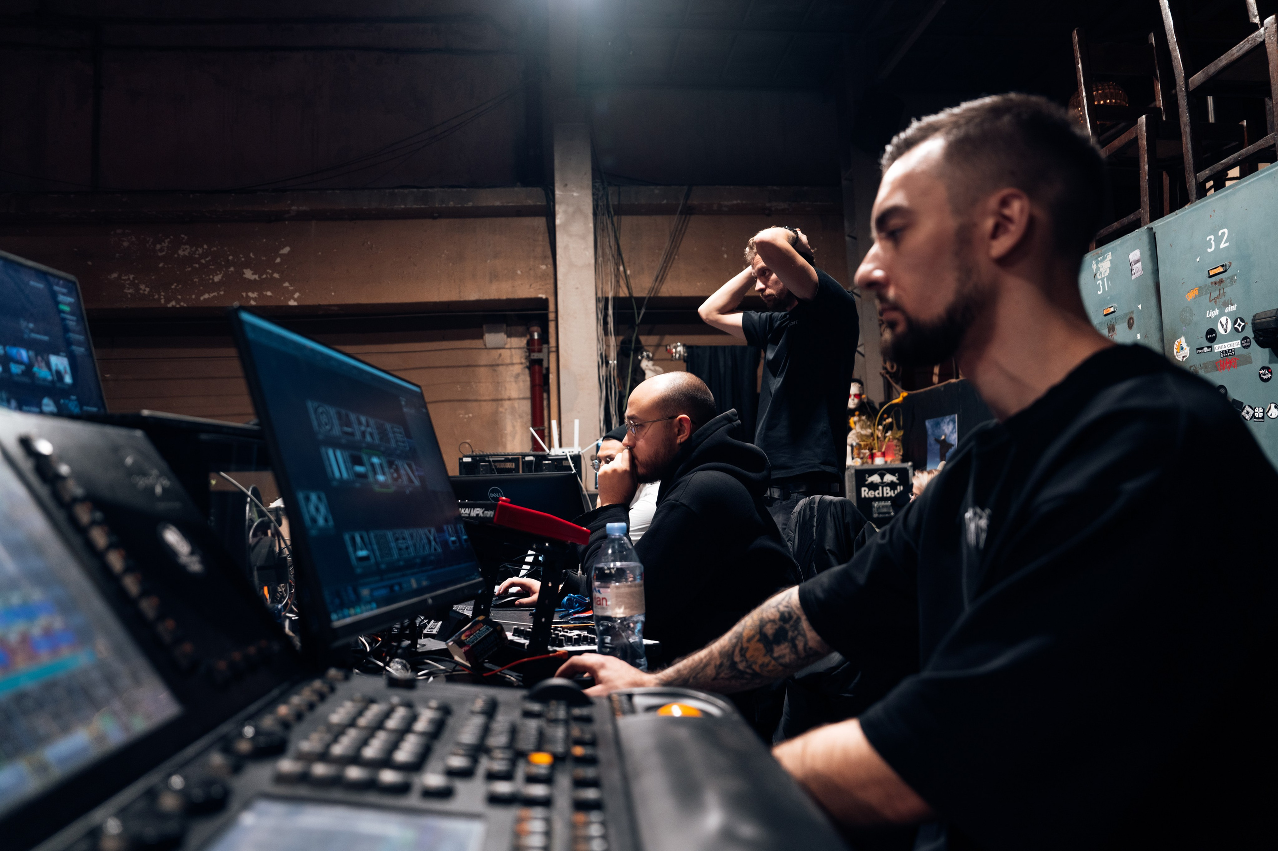 Ø Backstage, SILA SVETA. @tomrus: Рустам Шагиморданов — фотограф