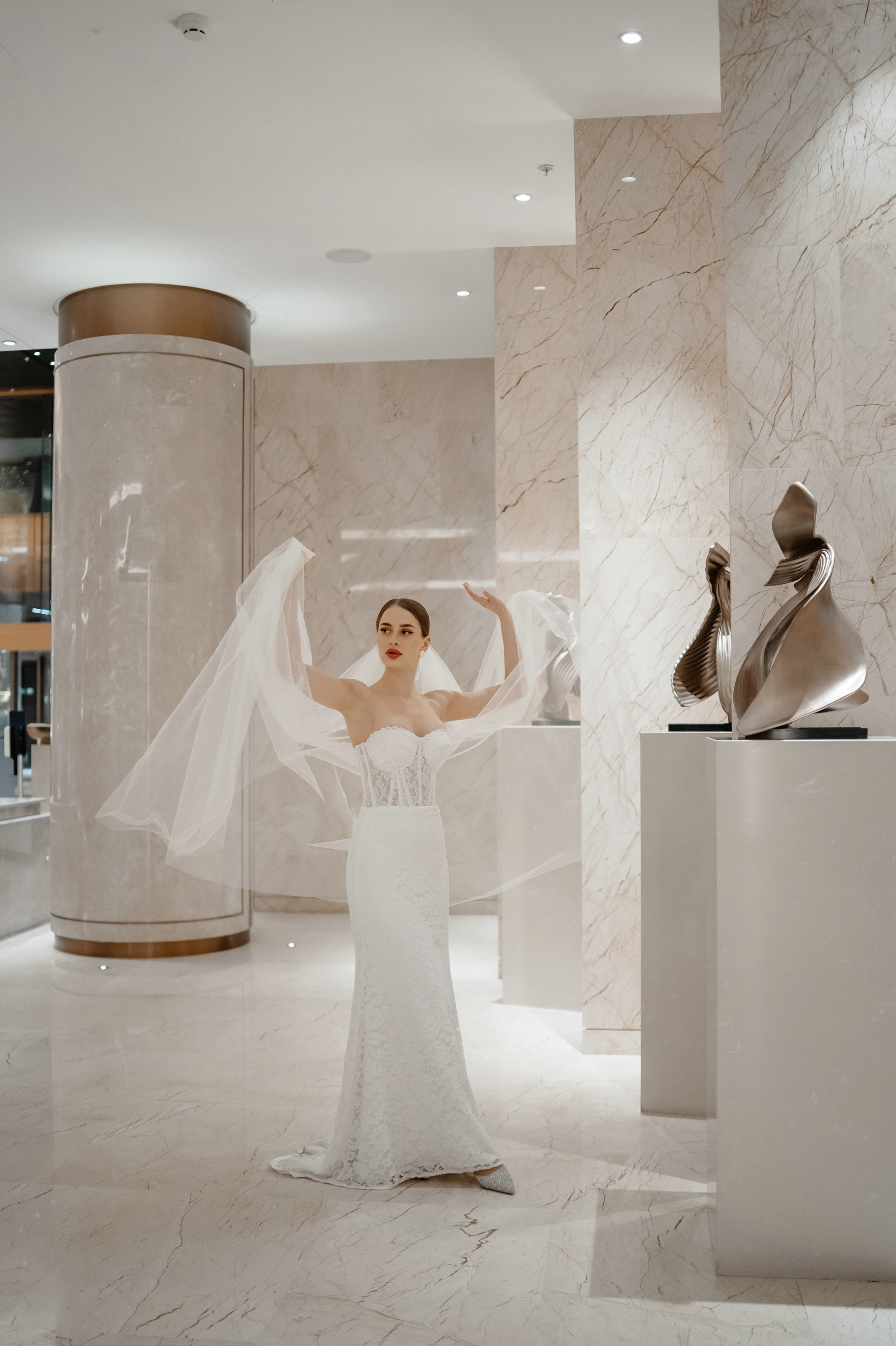 Свадебная фотосессия в Soluxe hotel Moscow. Свадебный и семейный фотограф в Москве Светлана Зоткина