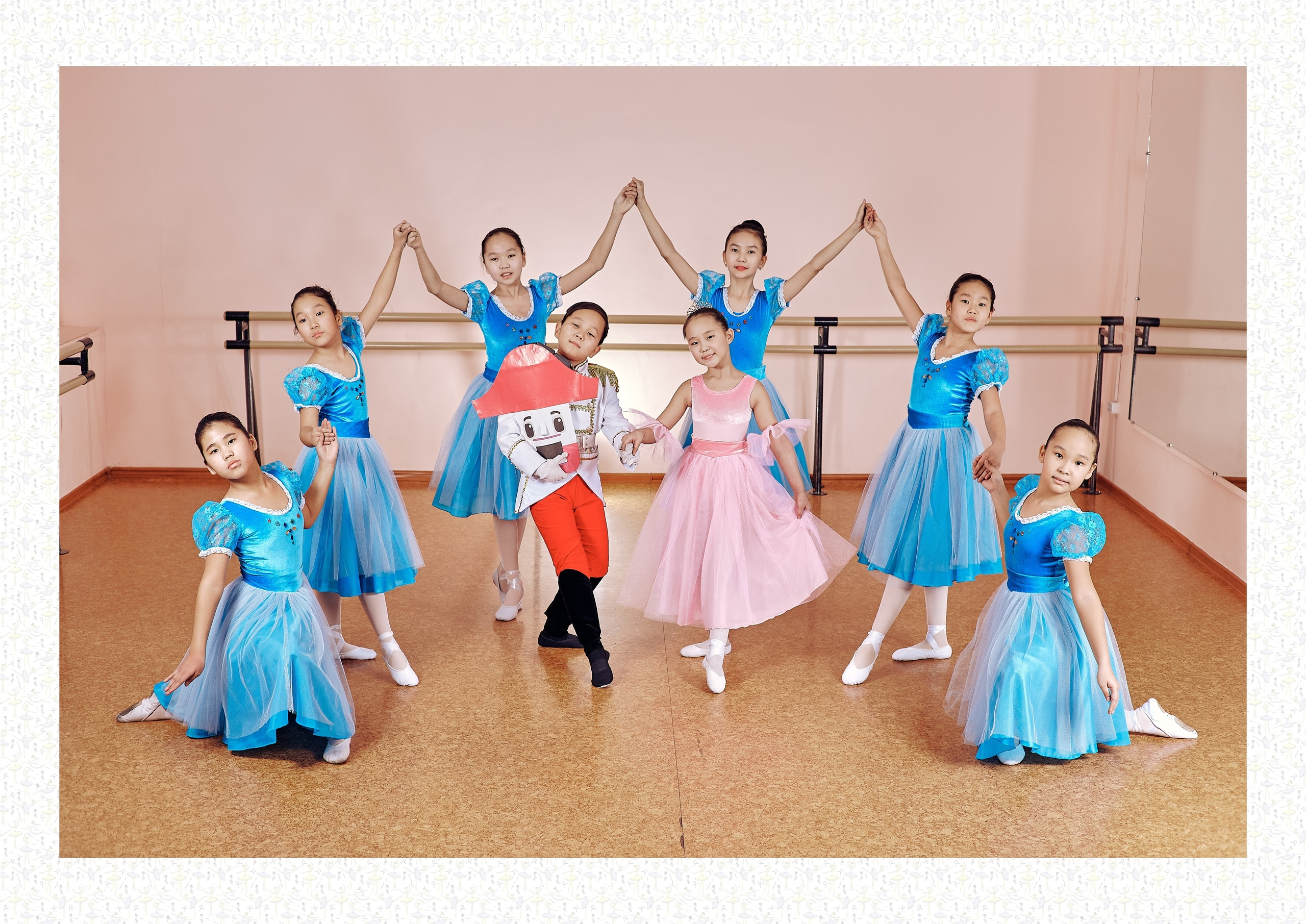 Альбомы выпускные. Фотограф Айдын Седип в Кызыле