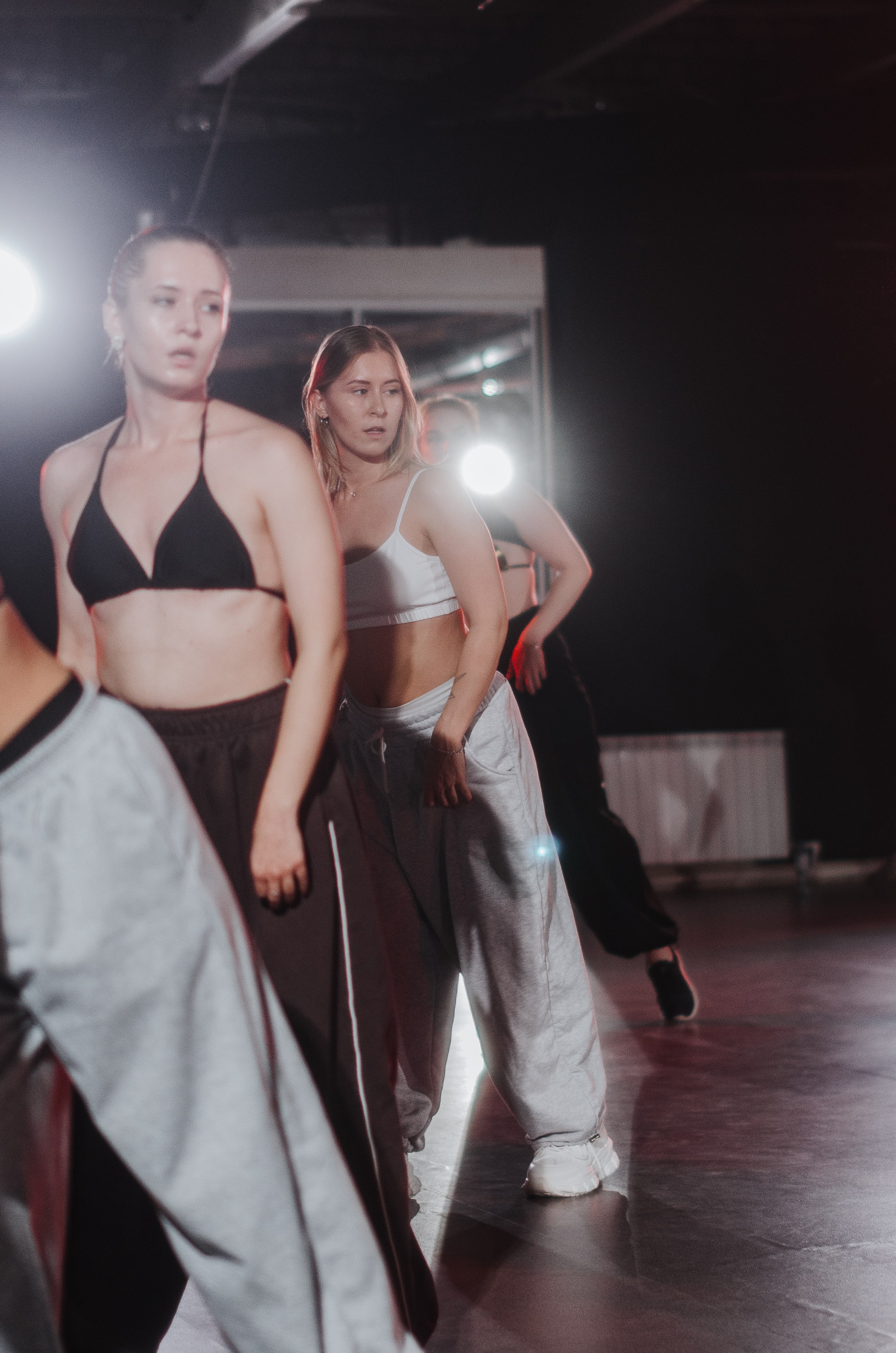 Мастер-классы по High Heels/Girly hip-hop от Оксаны ATTA. Денисова Аля — фотограф для парных съемок и индивидуальных историй в Барнауле