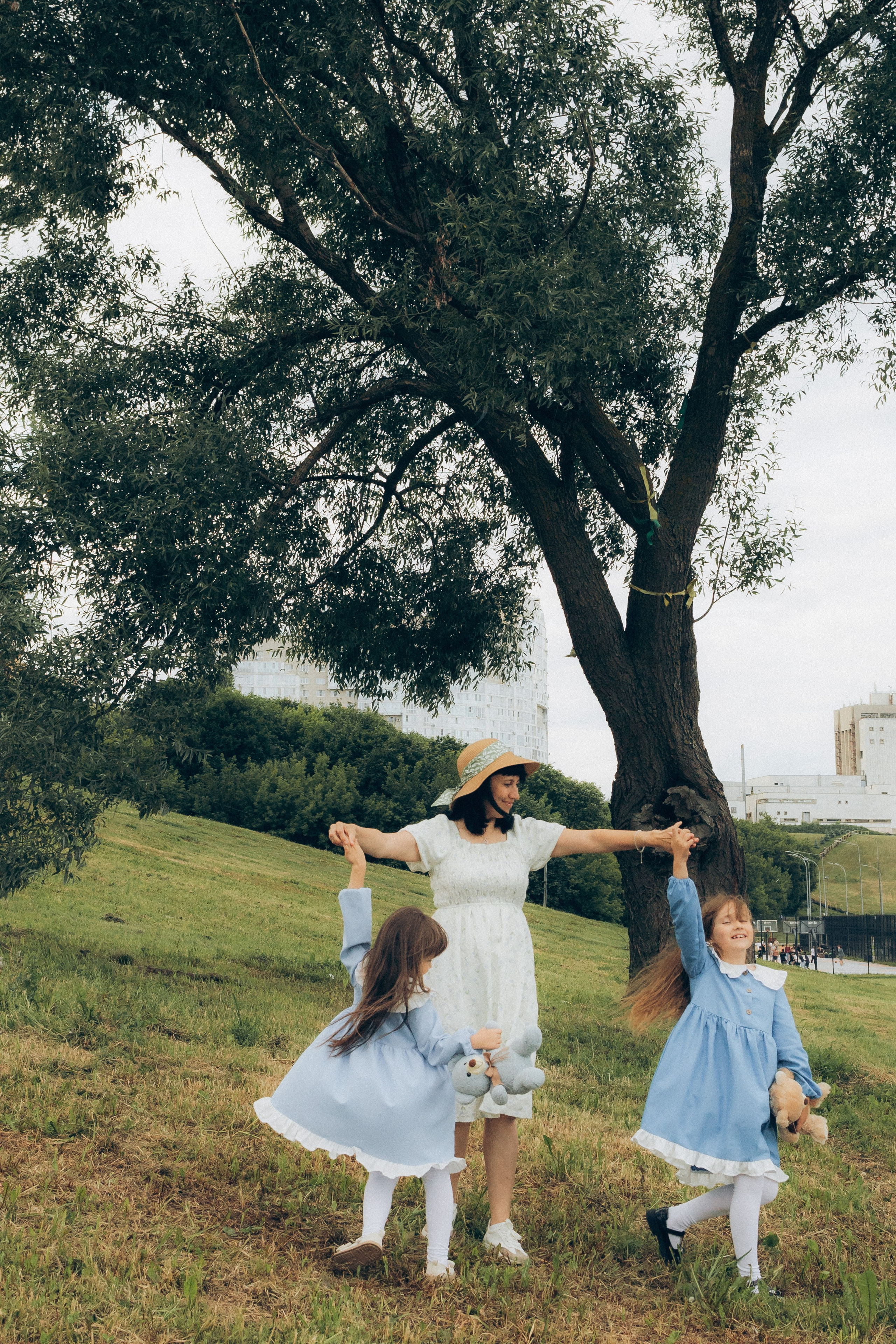 дочки с мамой