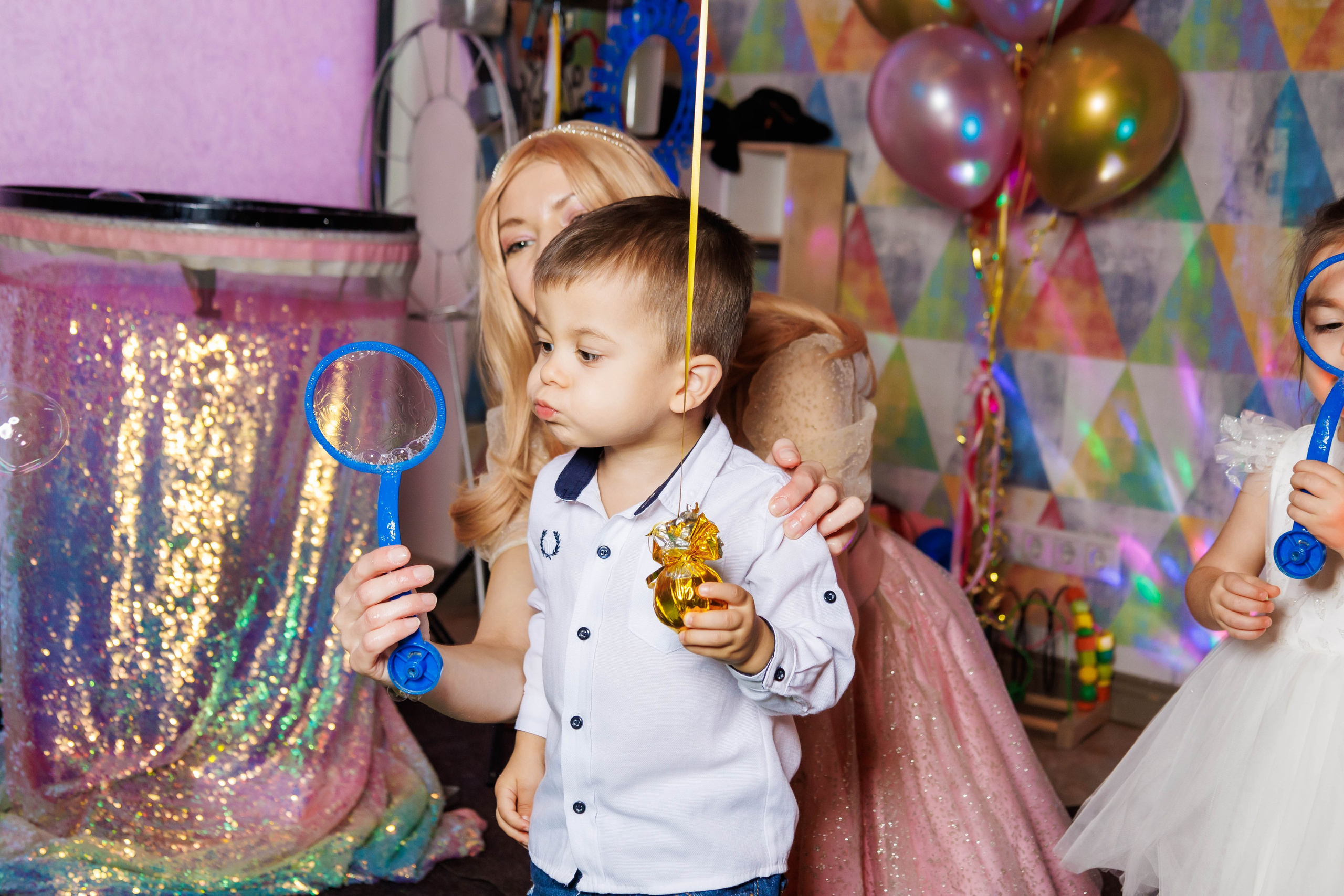 День рождения в ресторане. Фотограф в Москве Дмитрий Емельянов