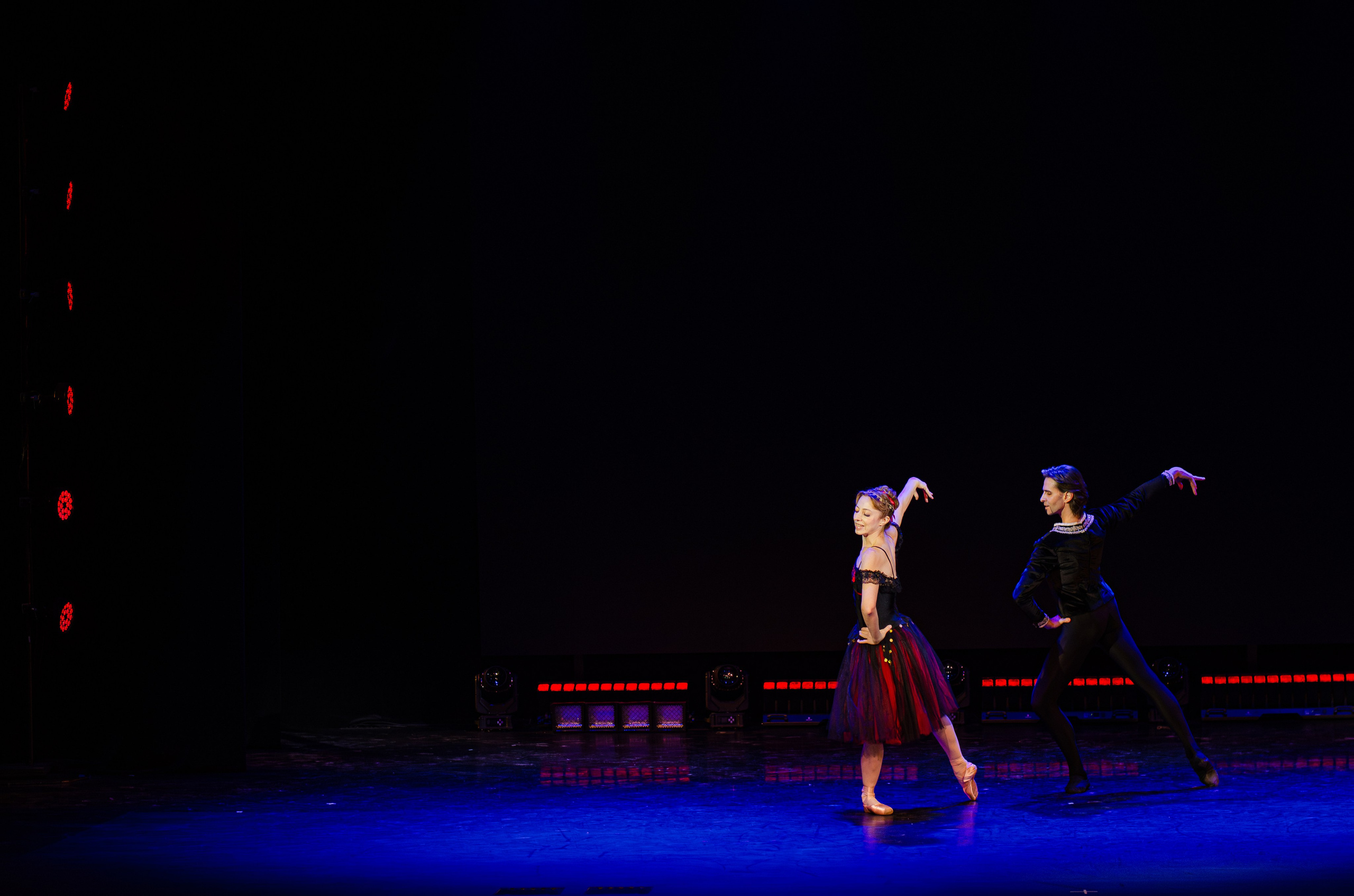 Гала-концерт Всероссийского фестиваля любительского балета Aurora PRIX — 2026. Портретный и репортажный фотограф в Санкт-Петербурге Варвара Жукова