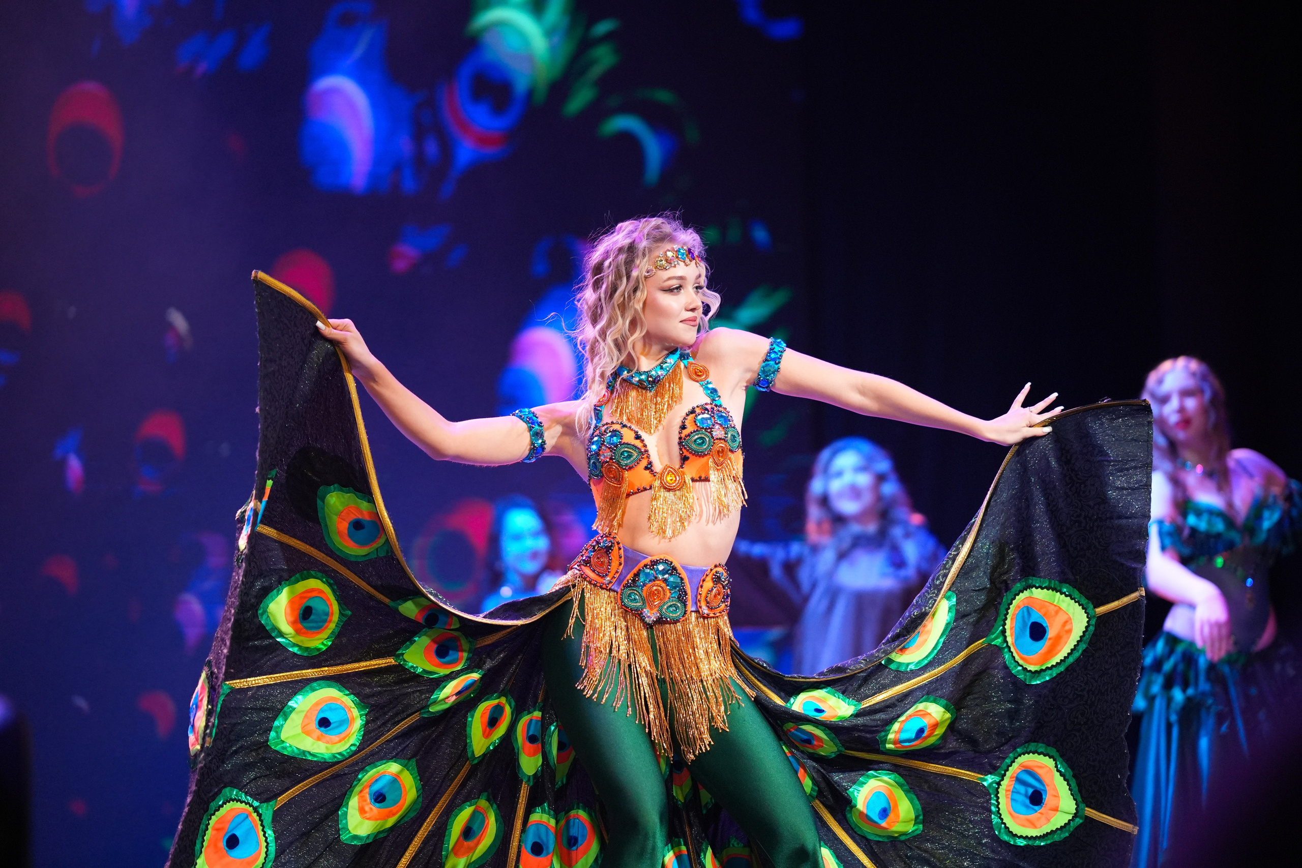 Концертный фотограф в Новосибирске | Фотосъёмка концертов, мероприятий на сцене и фестивалей. Фотограф в Новосибирске для свадеб, репортажа и бизнеса| MIGDA PHOTO