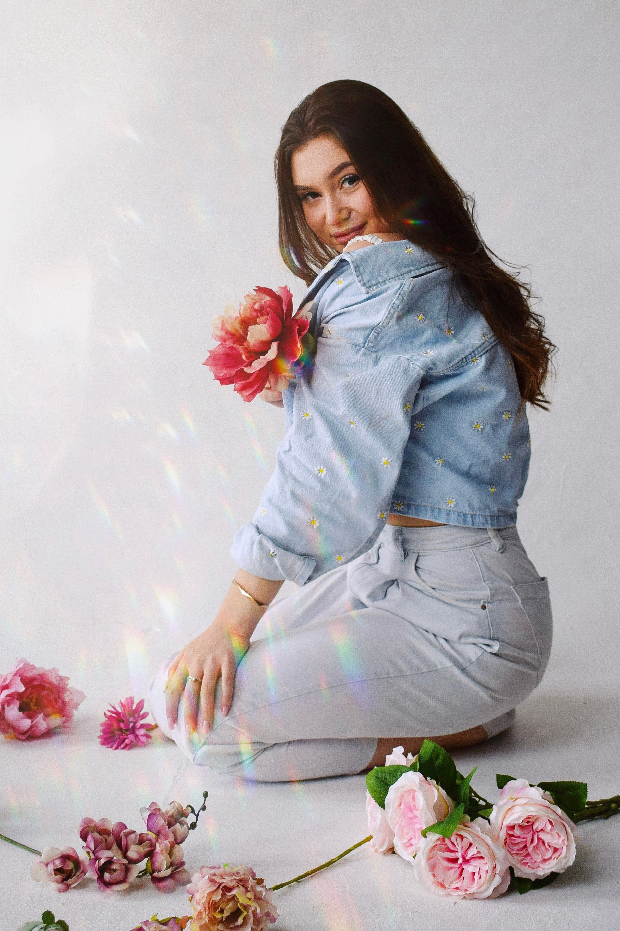 С ЦВЕТАМИ. Фотограф Эльмира Файзуллина
