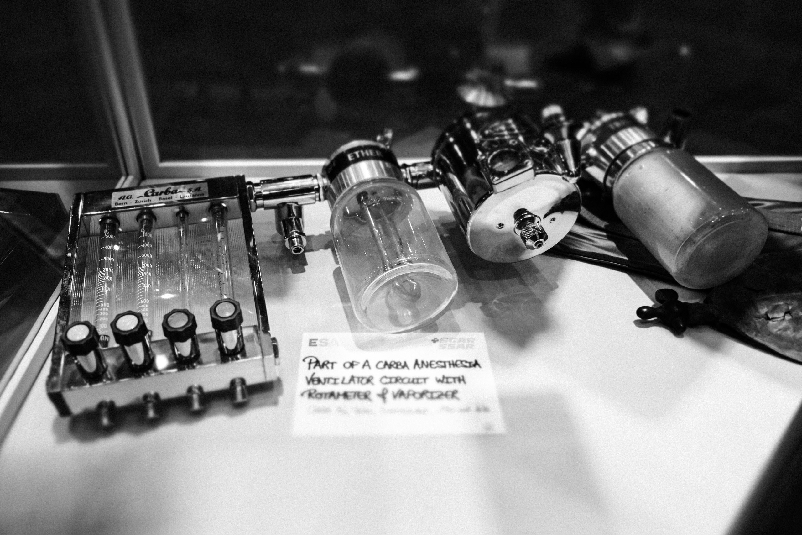 Музей истории анестезии. Фотограф Антон Швец — Монохромная реальность