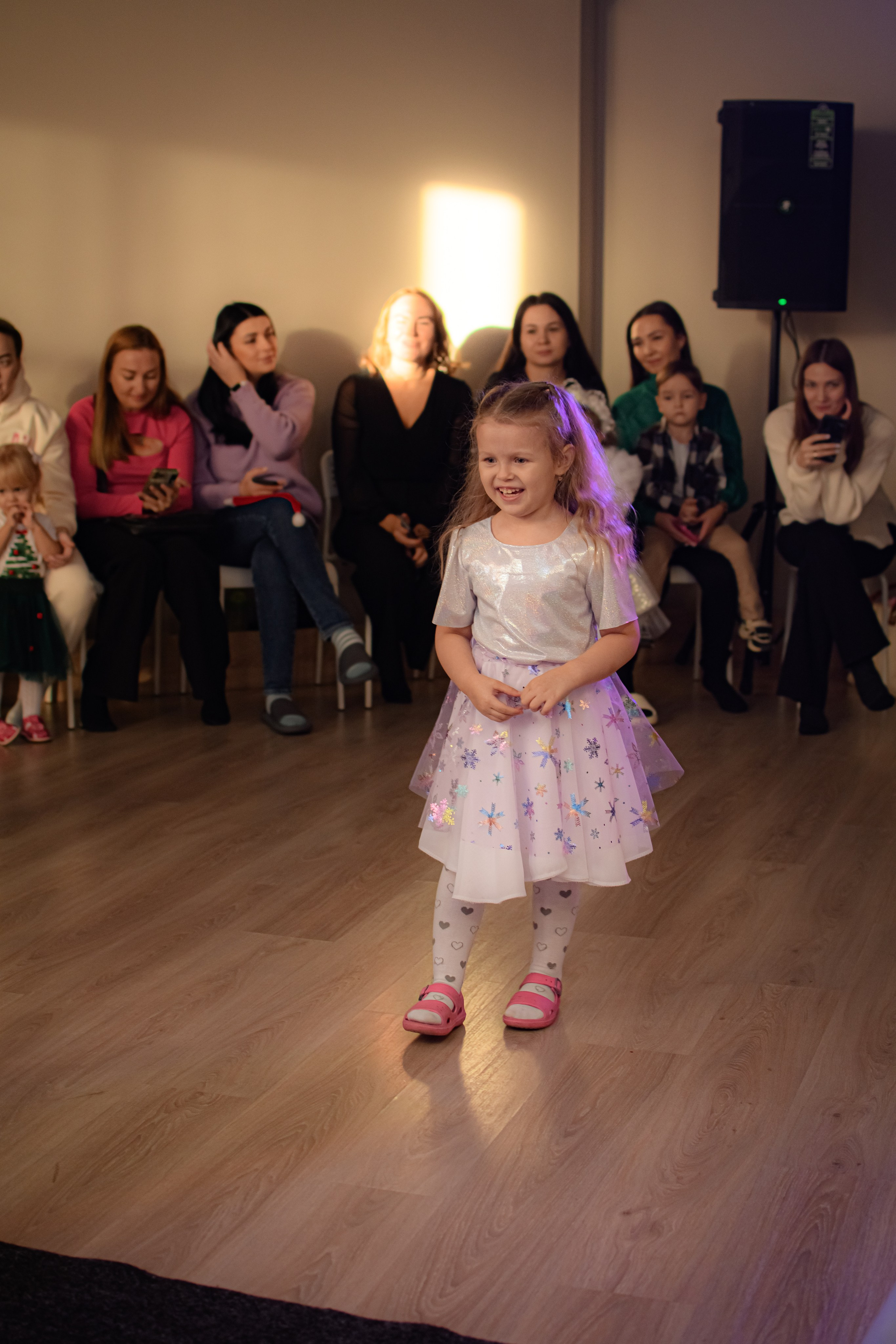 HAPPY NEW YEAR. Photokarish