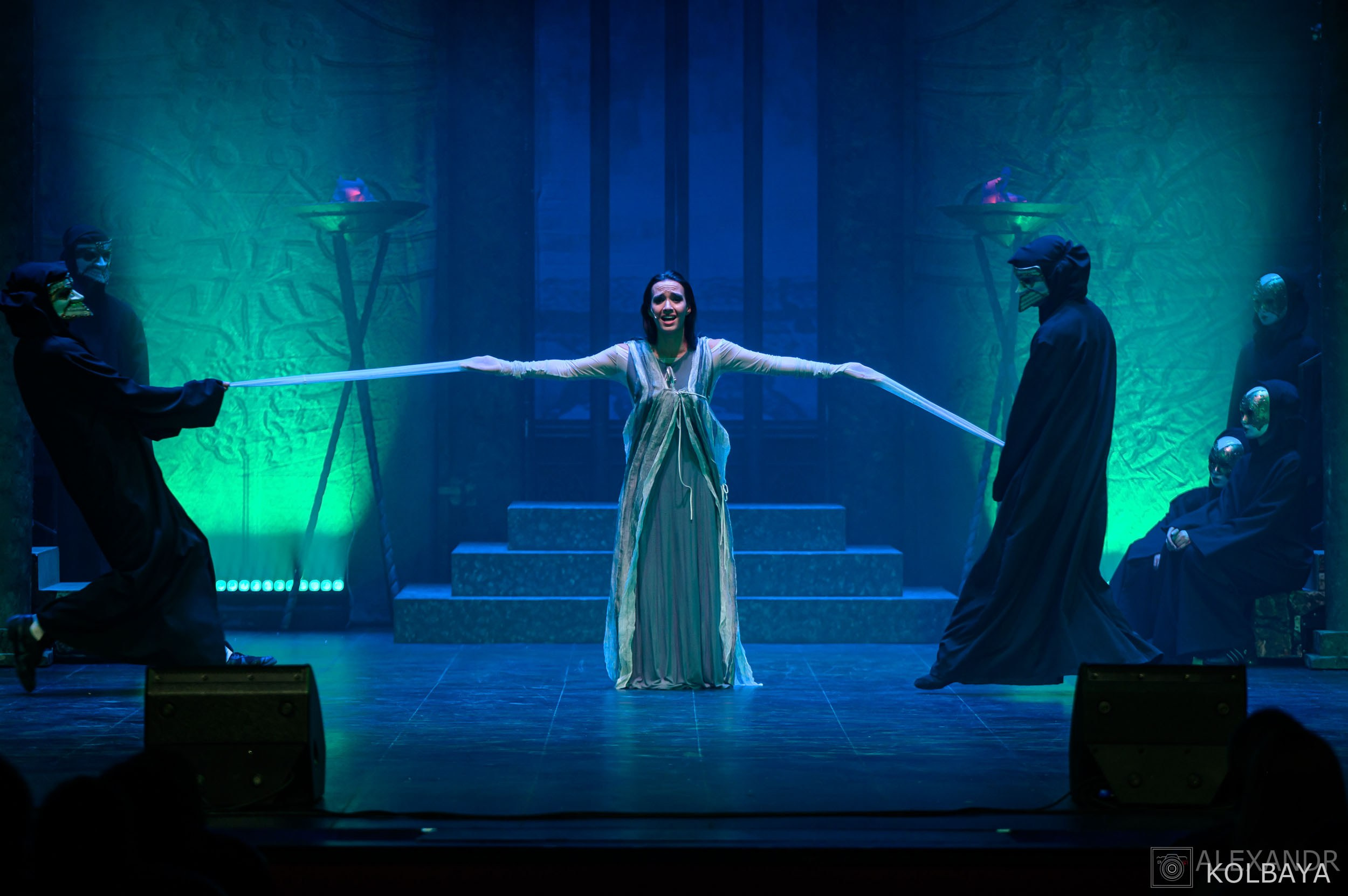 Опасные связи. Концертный и театральный репортажный фотограф в Москве Александр Колбая