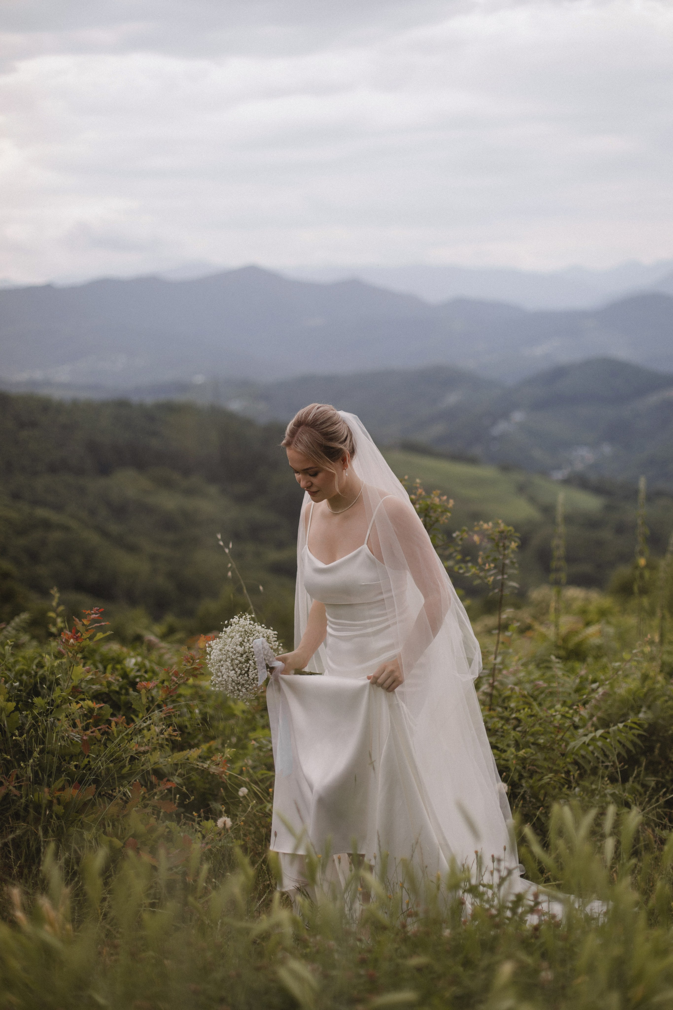 Свадьба в летний день с прогулкой в парке и свадебным ужином в загородной клубе. Свадебный, репортажный и портретный фотограф Сочи, Краснодар. Александра Зайцева