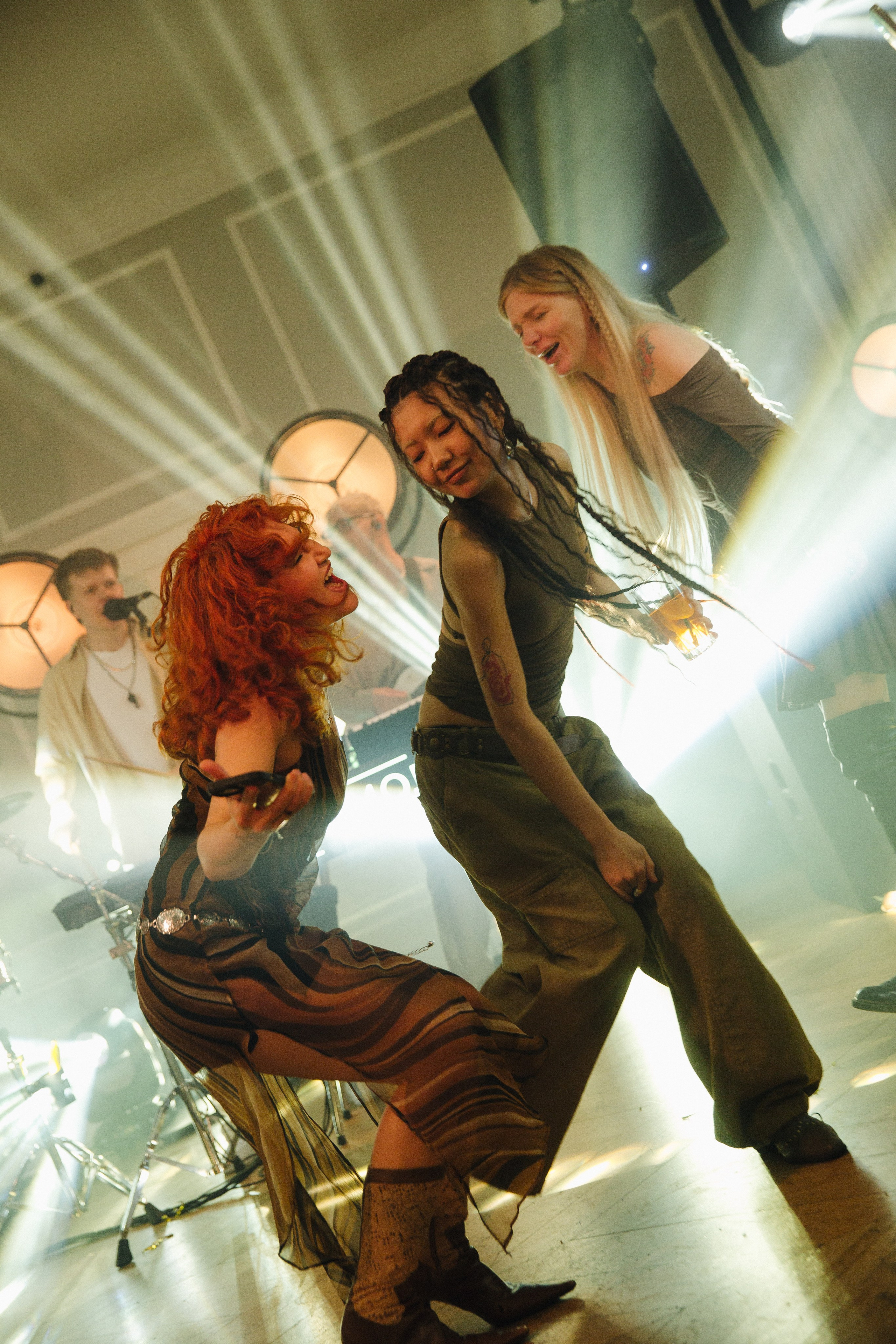 Игорь и Аида. Свадебные фотографы в г. Сургут Маркова Наталья и Замахина Елена