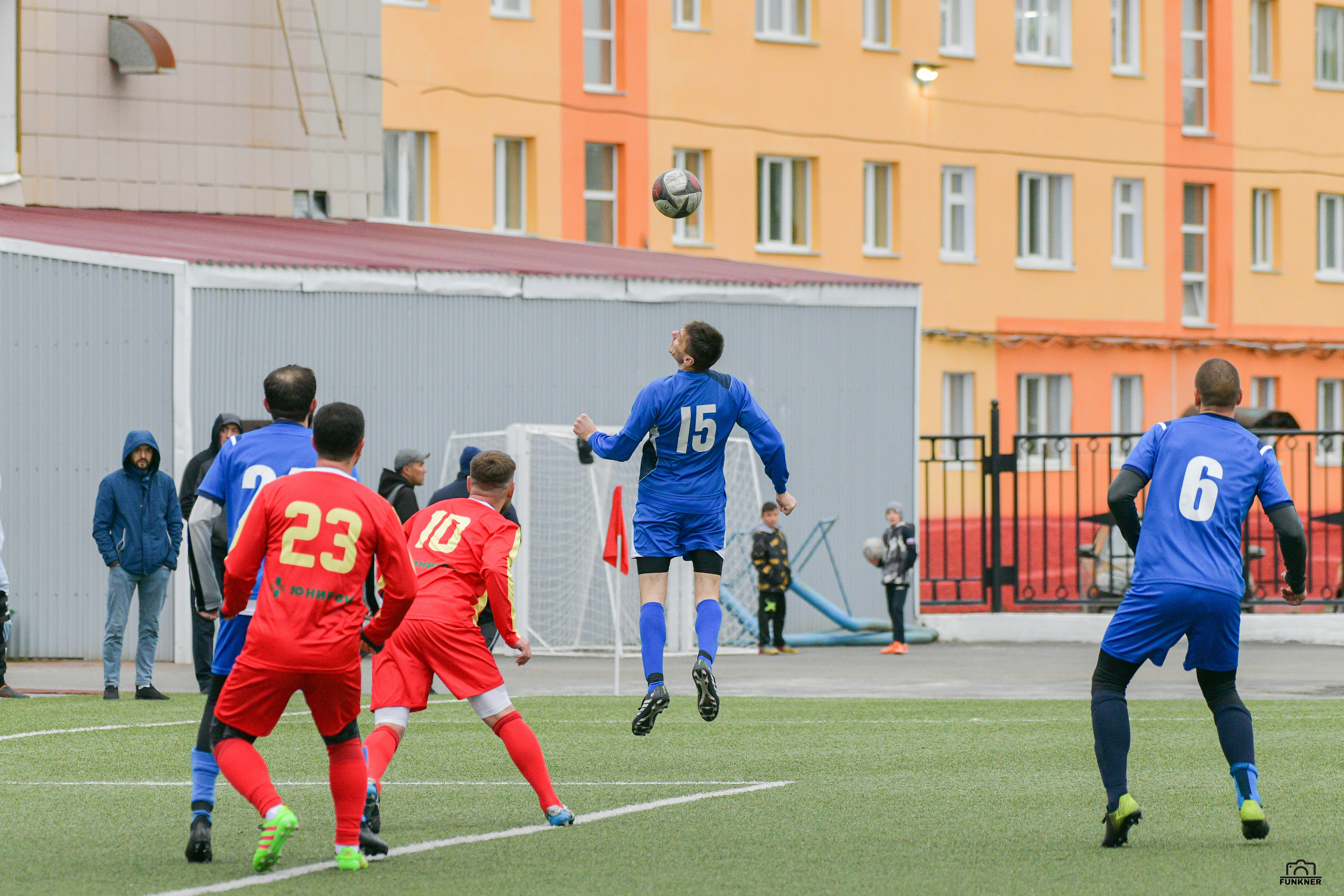 Чемпионат г. Норильска по футболу. Финал «Строитель» — «Алания». Свой взгляд через объектив