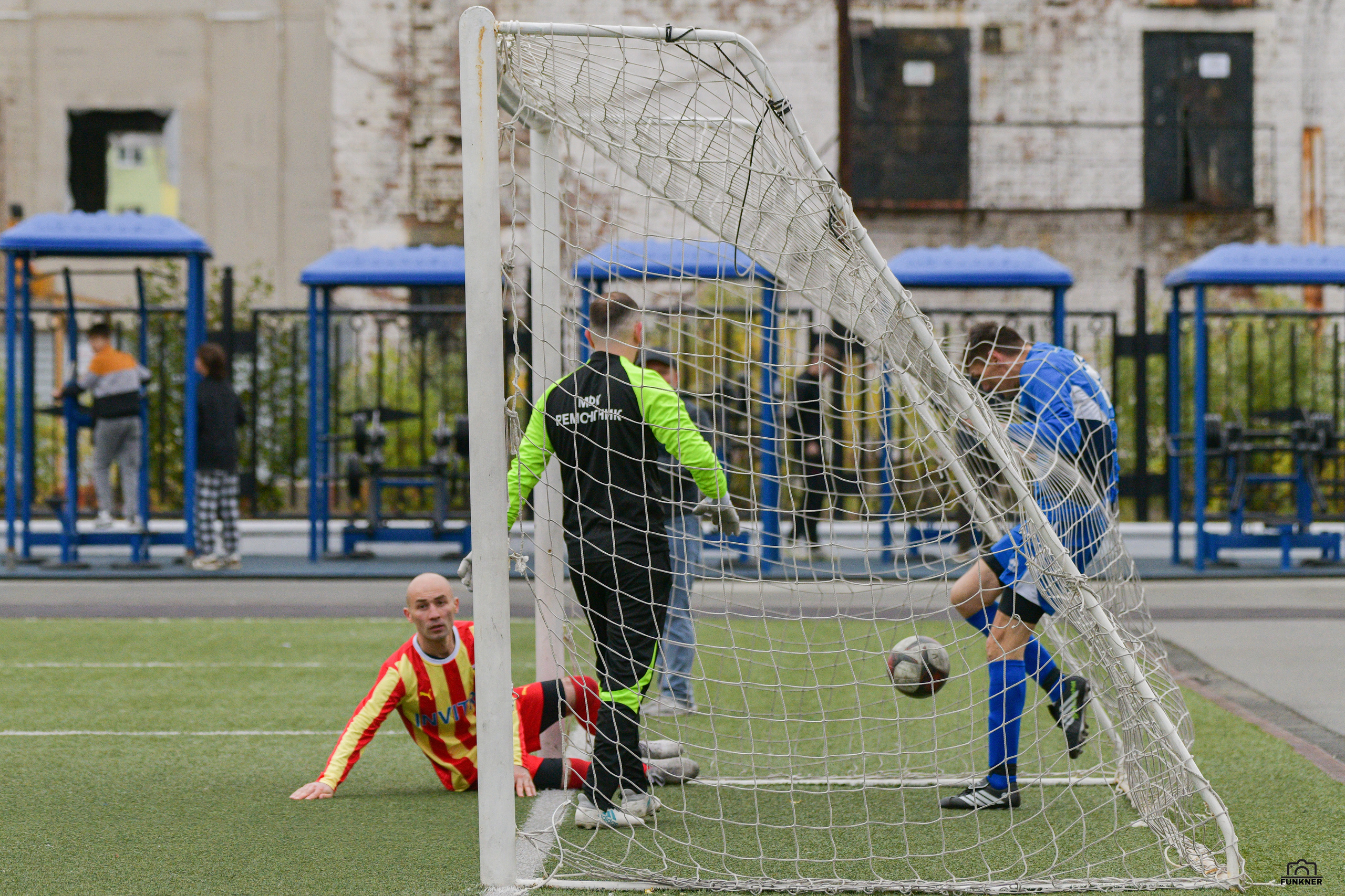 Чемпионат г. Норильска по футболу. Финал «Строитель» — «Алания». Свой взгляд через объектив