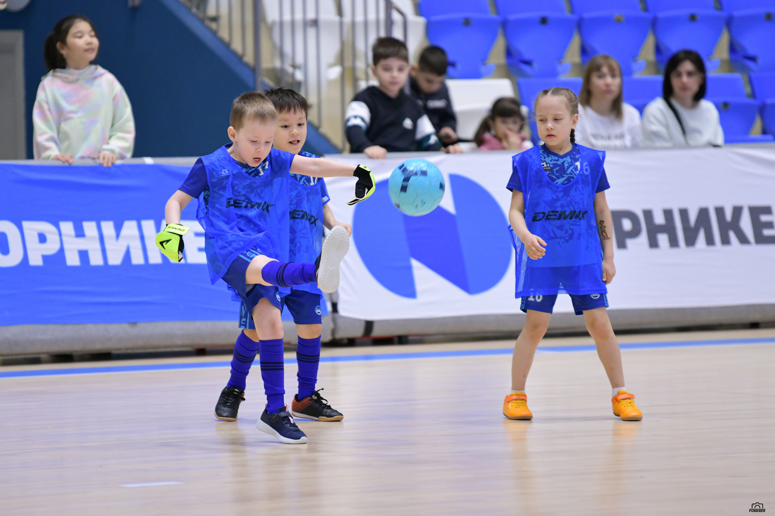 Турнир «Семечка» мини-футбол. Свой взгляд через объектив