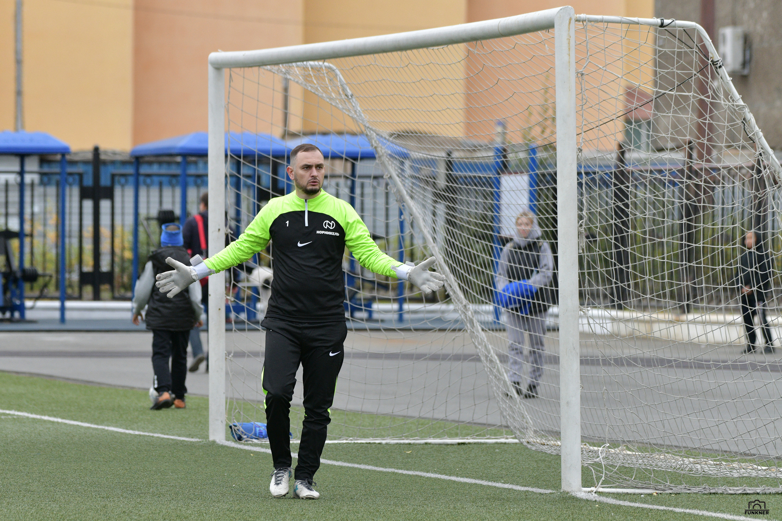 Чемпионат г. Норильска по футболу. Финал «Строитель» — «Алания». Свой взгляд через объектив