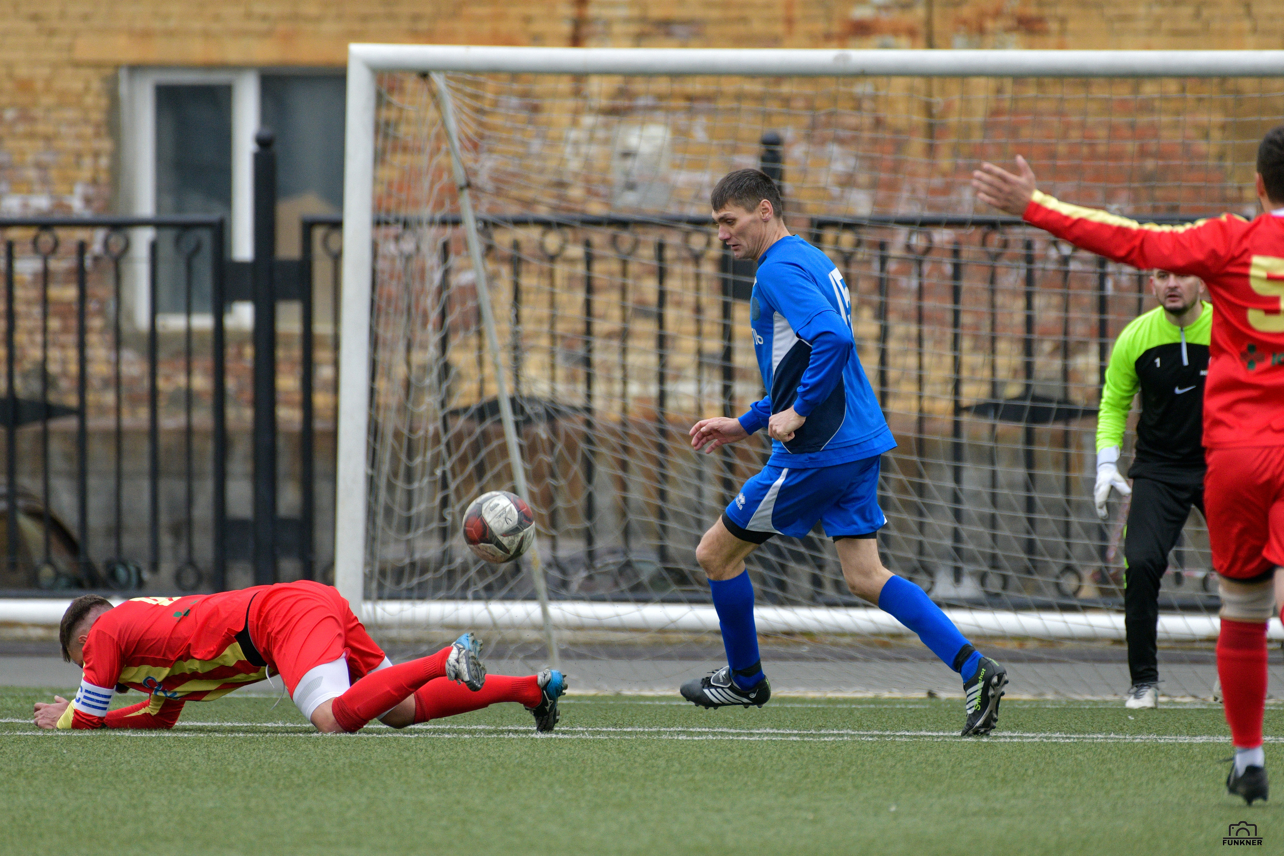 Чемпионат г. Норильска по футболу. Финал «Строитель» — «Алания». Свой взгляд через объектив