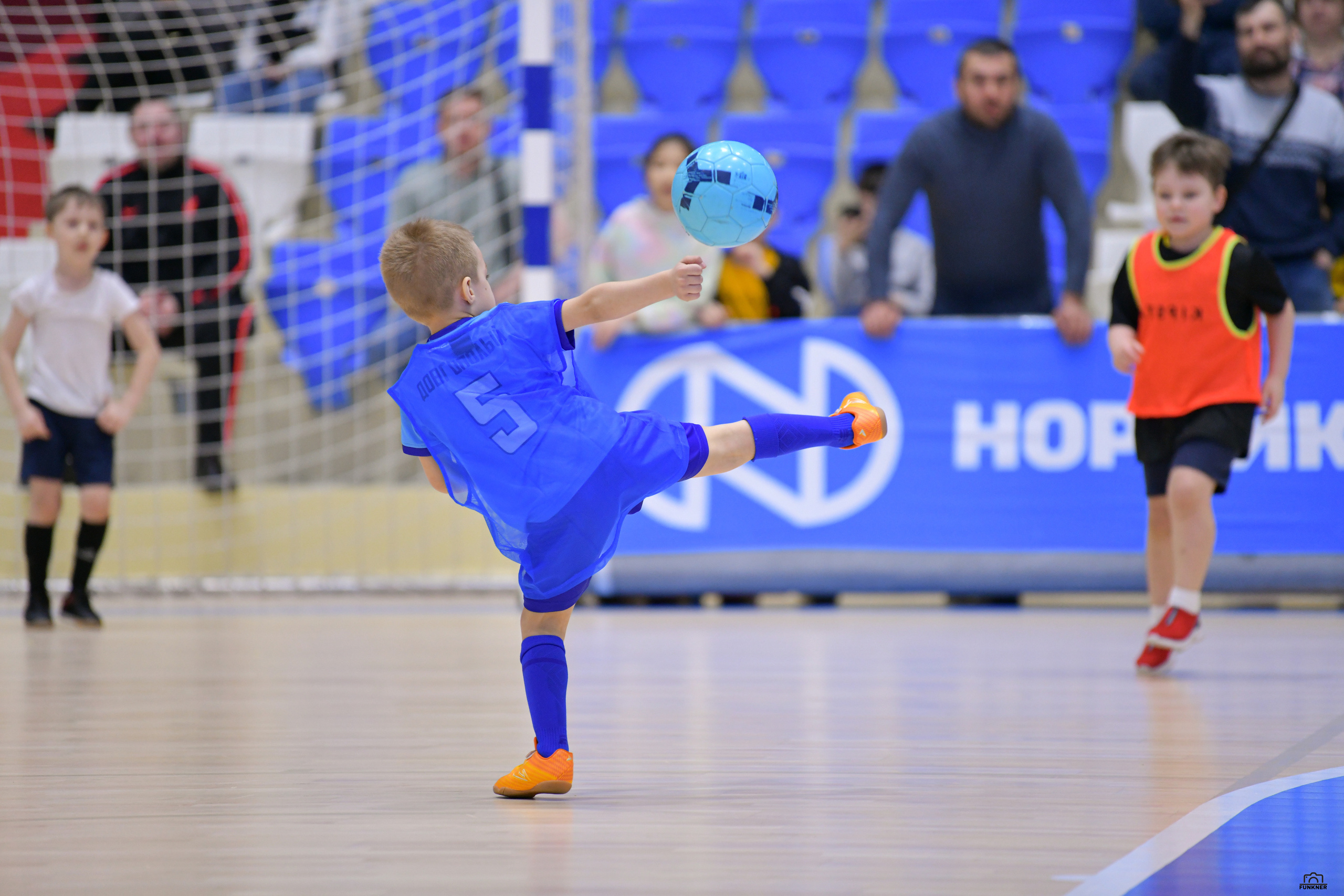 Турнир «Семечка» мини-футбол. Свой взгляд через объектив