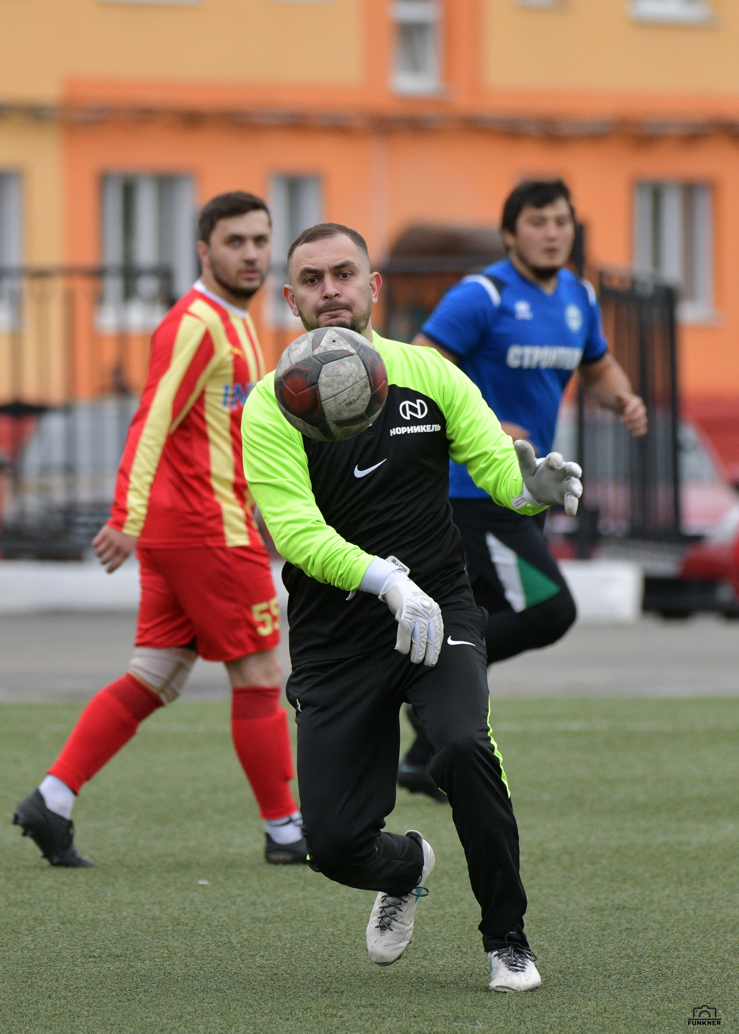 Чемпионат г. Норильска по футболу. Финал «Строитель» — «Алания». Свой взгляд через объектив