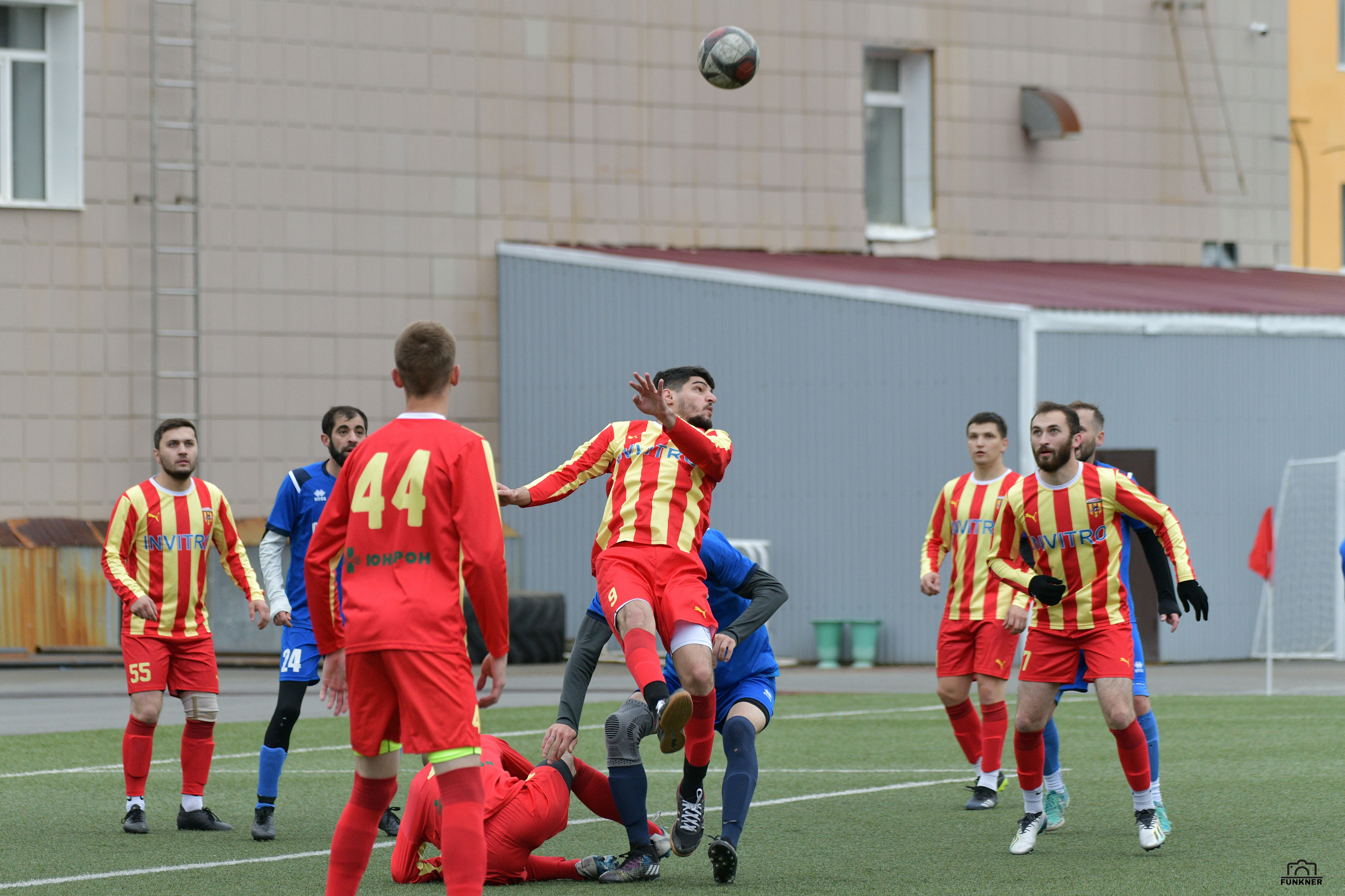 Чемпионат г. Норильска по футболу. Финал «Строитель» — «Алания». Свой взгляд через объектив