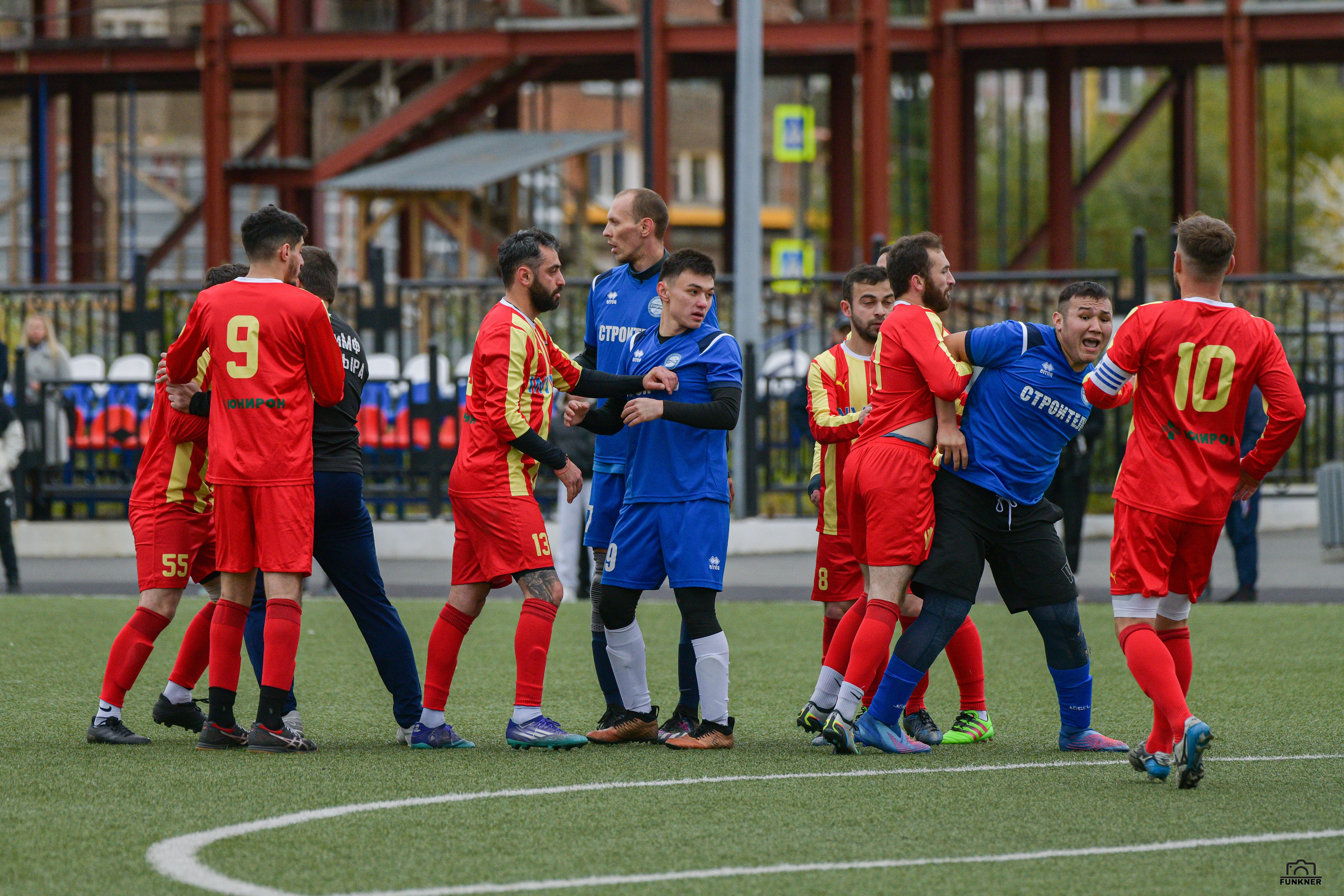 Чемпионат г. Норильска по футболу. Финал «Строитель» — «Алания». Свой взгляд через объектив