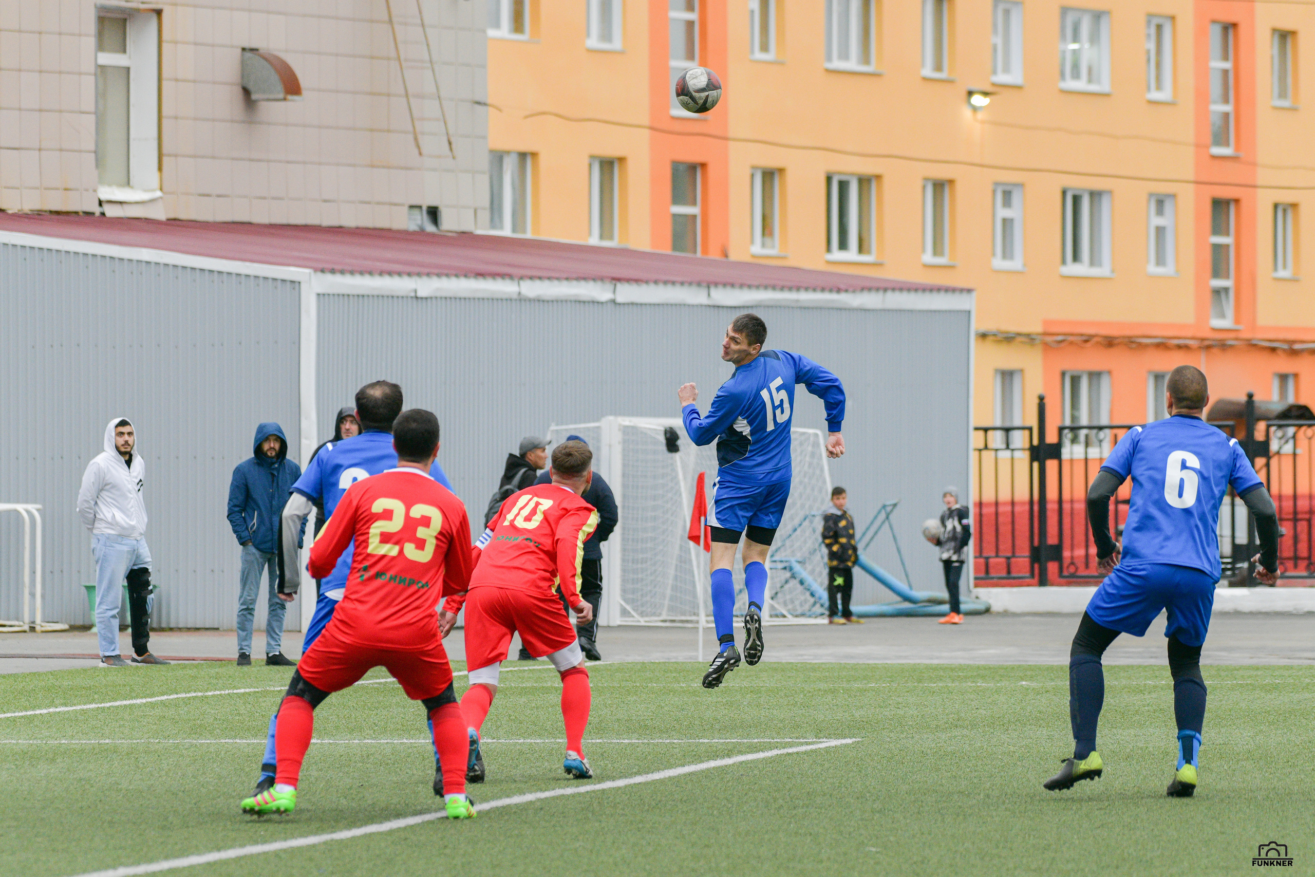 Чемпионат г. Норильска по футболу. Финал «Строитель» — «Алания». Свой взгляд через объектив