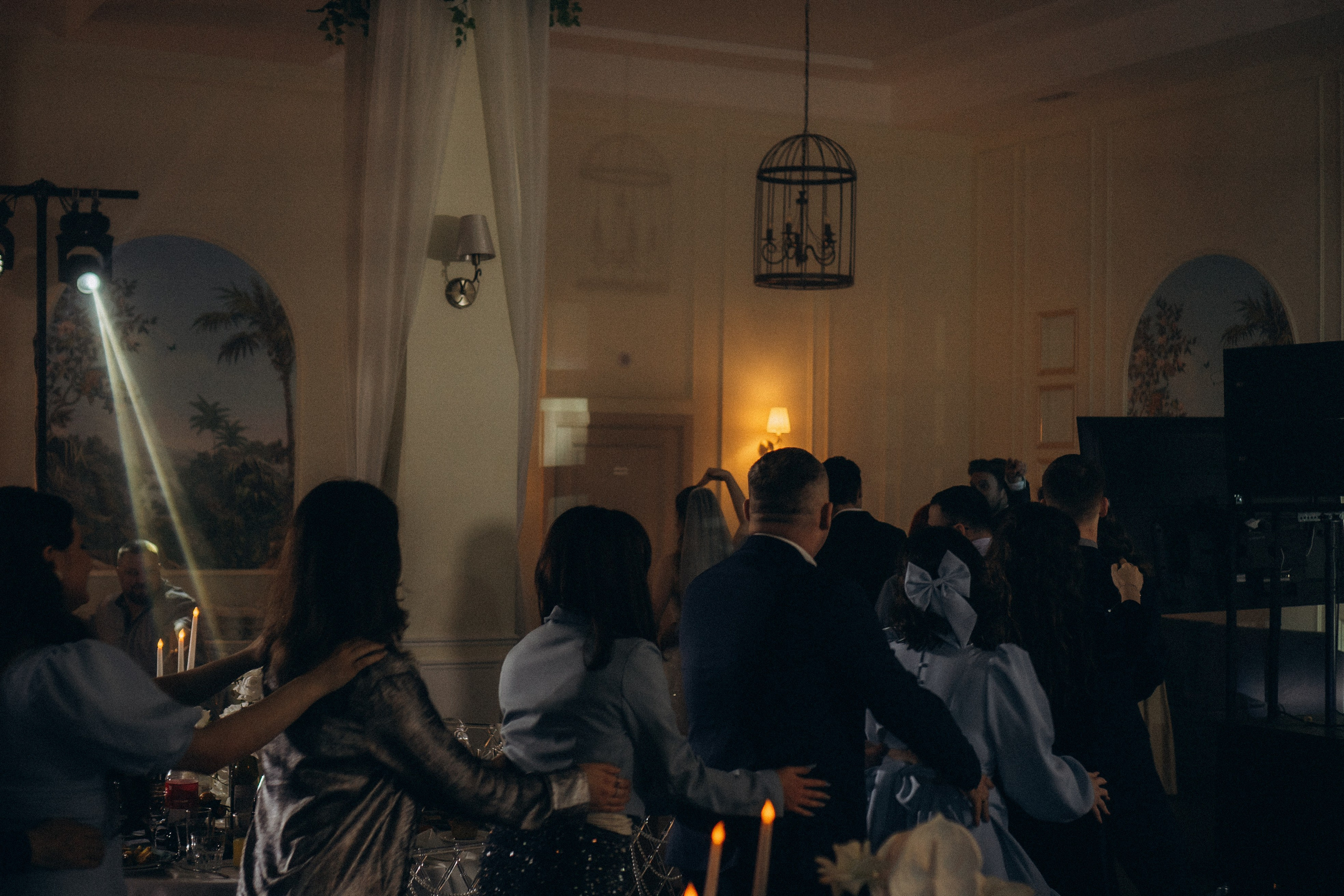 СВАДЕБНАЯ СЬЕМКА СБОРОВ В ОТЕЛЕ И ВЫЕЗД НА ЦЕРЕМОНИЮ (СНЯТО В СИБИРЕ В НИЖНЕВАРТОВСКЕ). Профессиональный фотограф, Санкт-Петербург — Виктория Богомолова