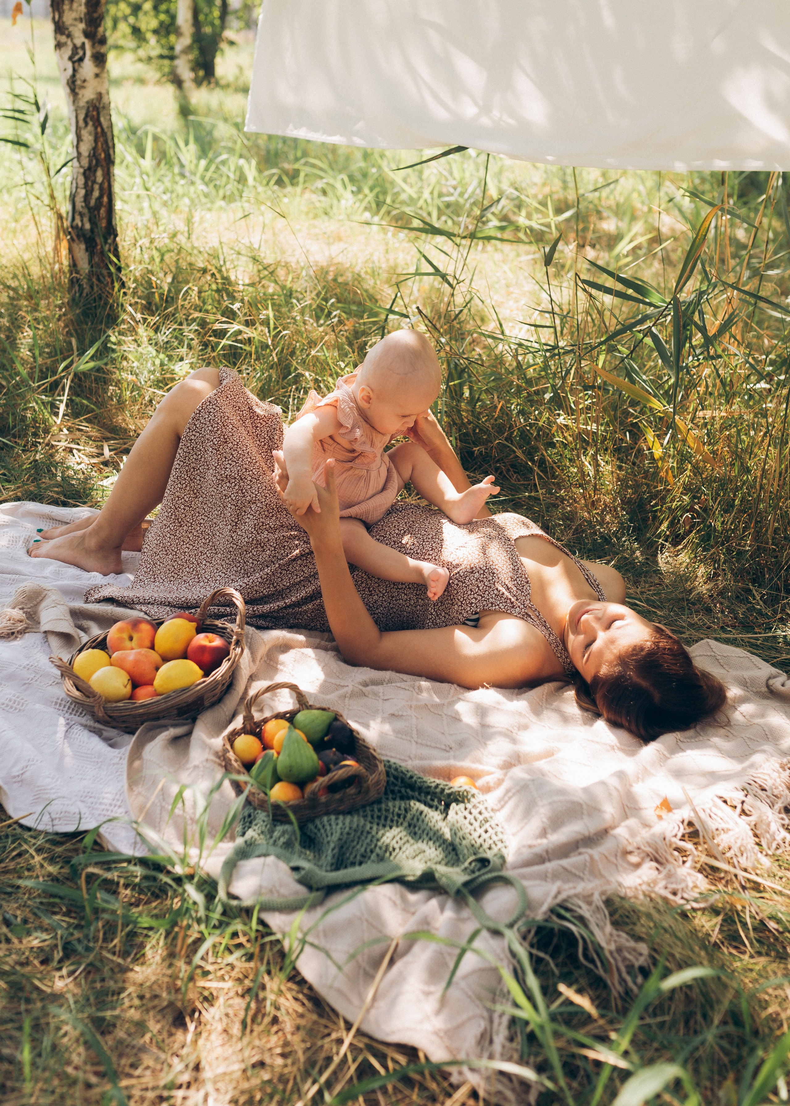 Девочки в березовой роще. Фотограф в Приморско-Ахтарске Марьяна Чопко