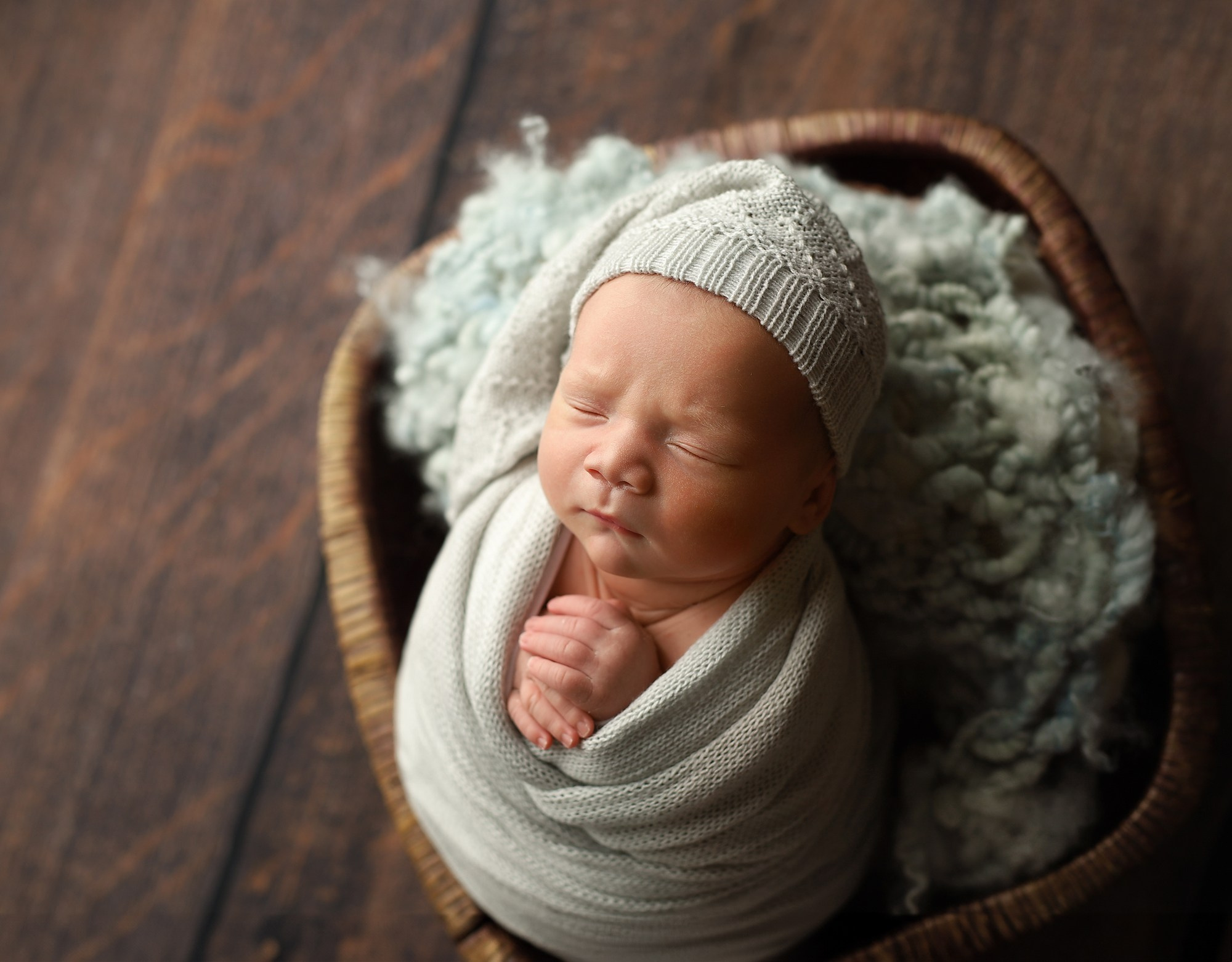 Newborn. Фотограф новорождённых в Казани Нейля Гильмутдинова ньюборн