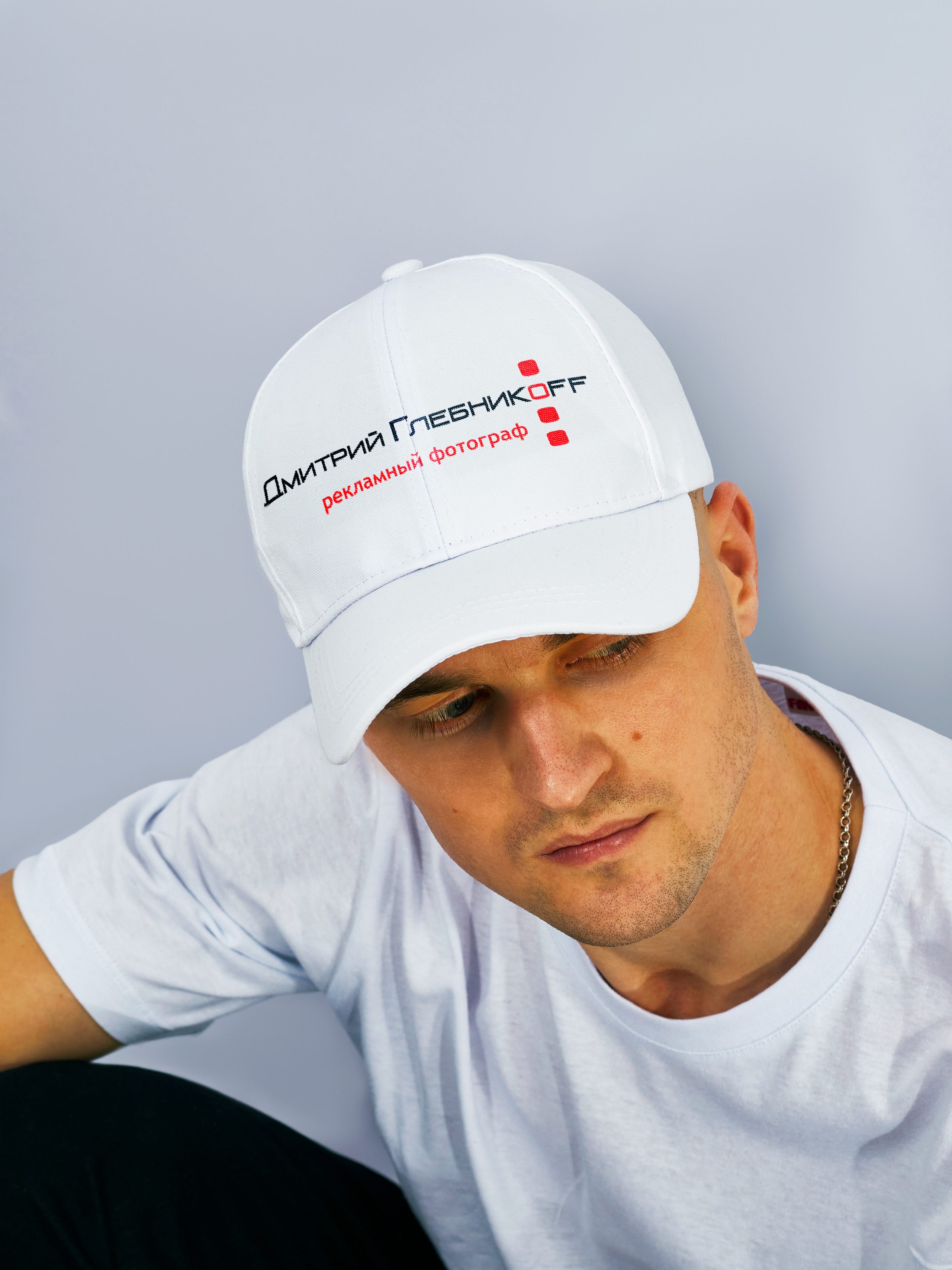 Фотосъемка футболок и бейсболок для маркетплайсов. Showbiz | Fashion | Reportage