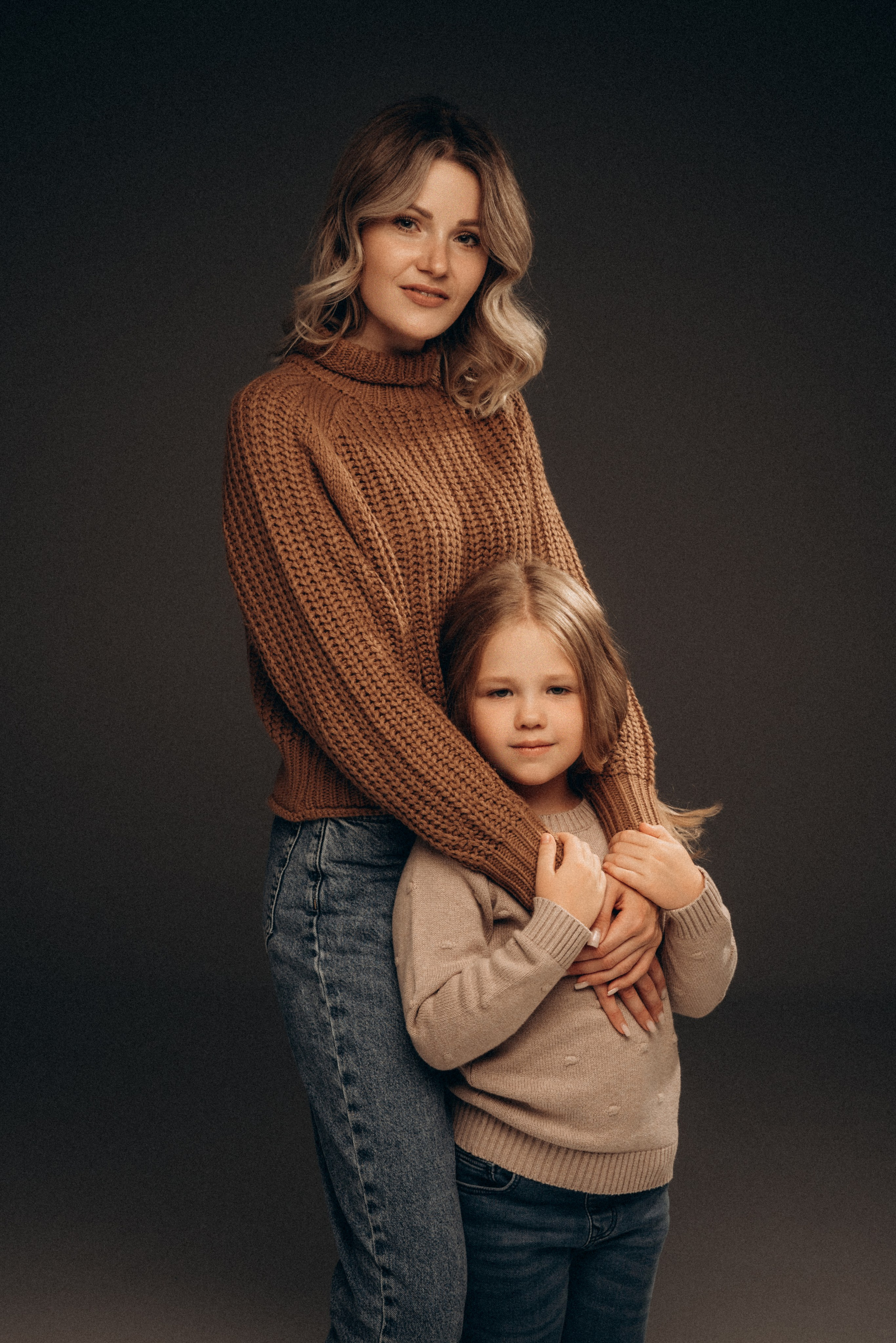 Ольга и Сонечка. Фотограф Мария Миллс | Минск