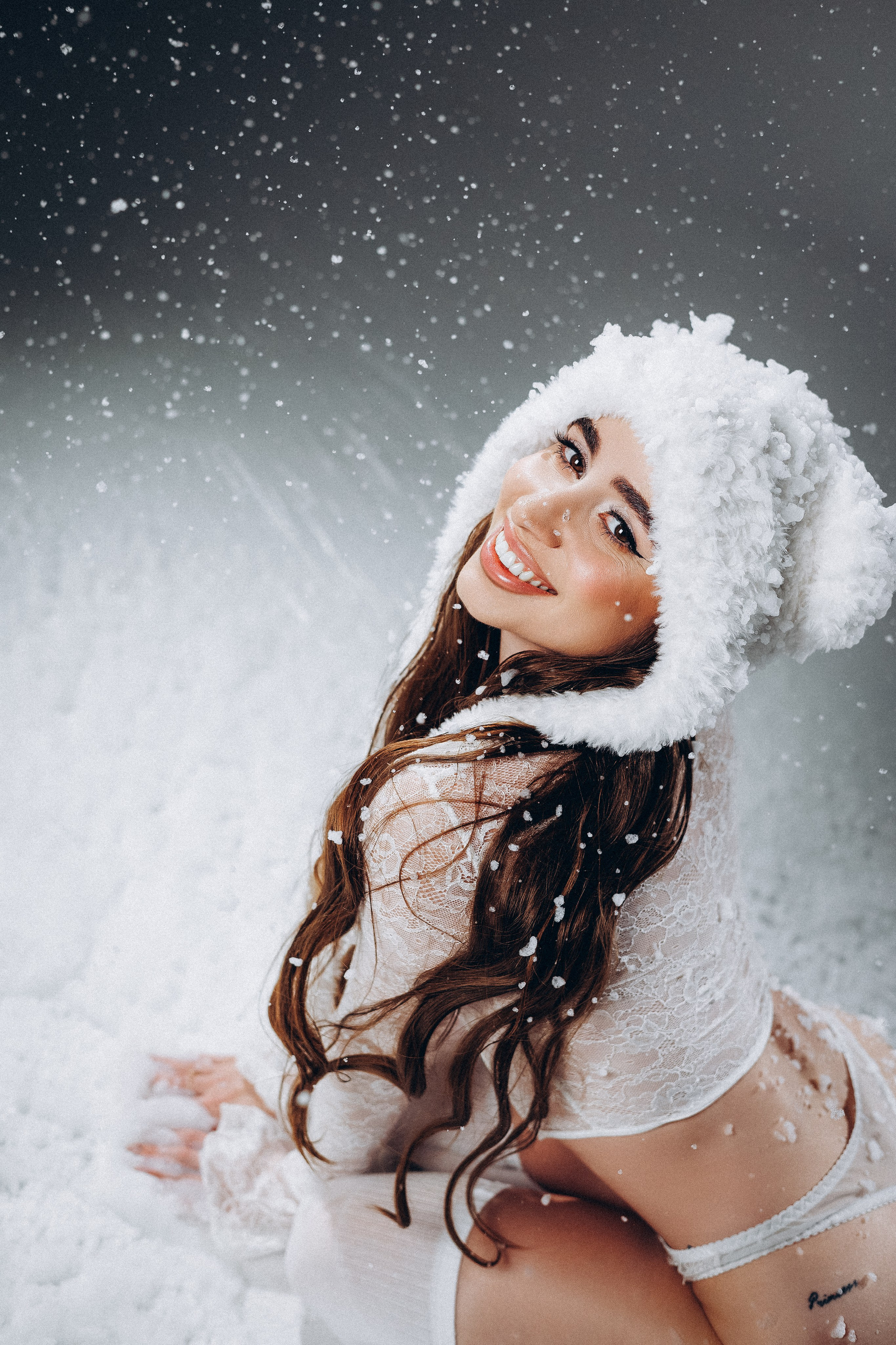 Женский портрет в студии. Фотограф Минск