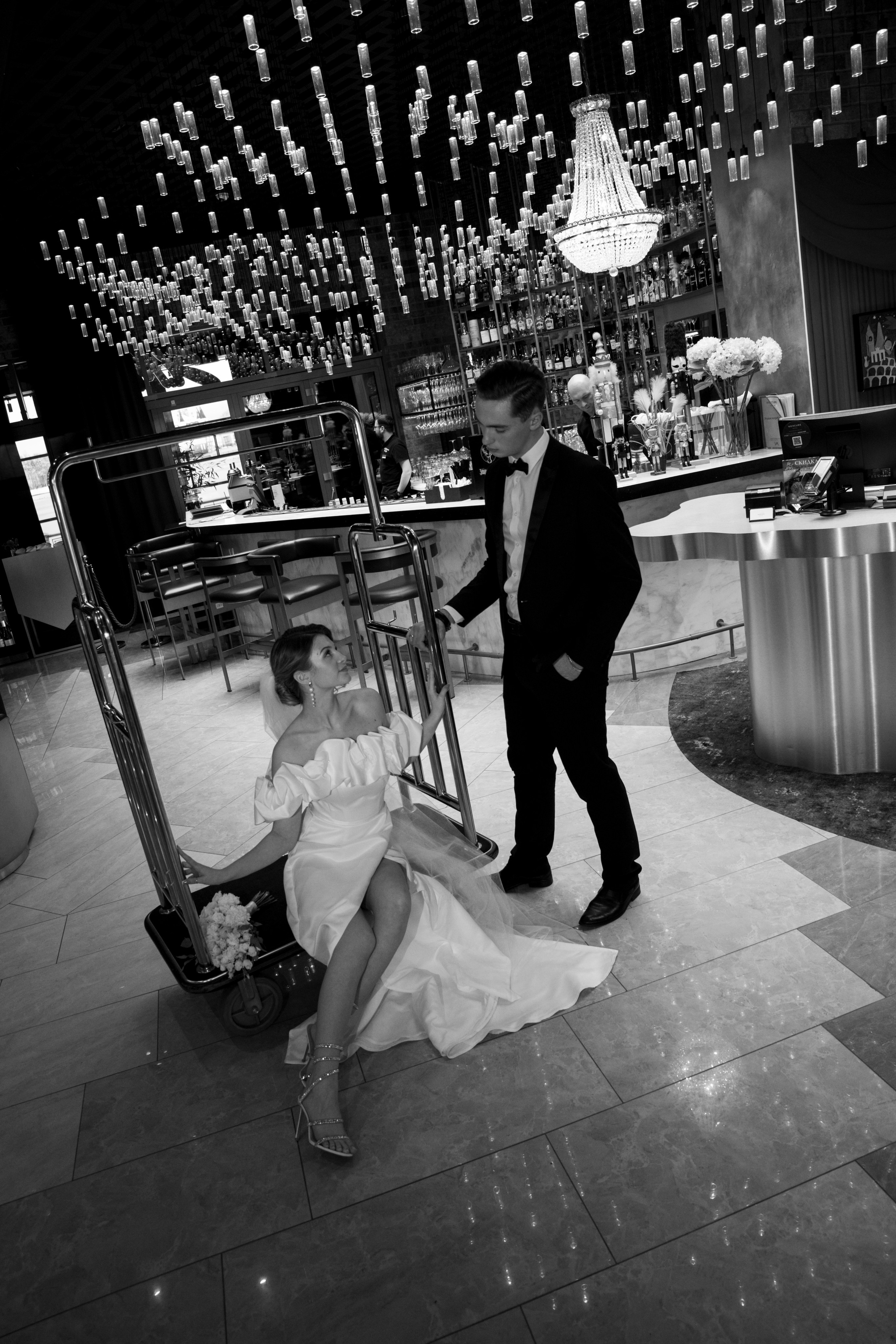 Александр&Дарья Свадебная съёмка в отеле Mercure Калининград. Свадебный фотограф Калининград