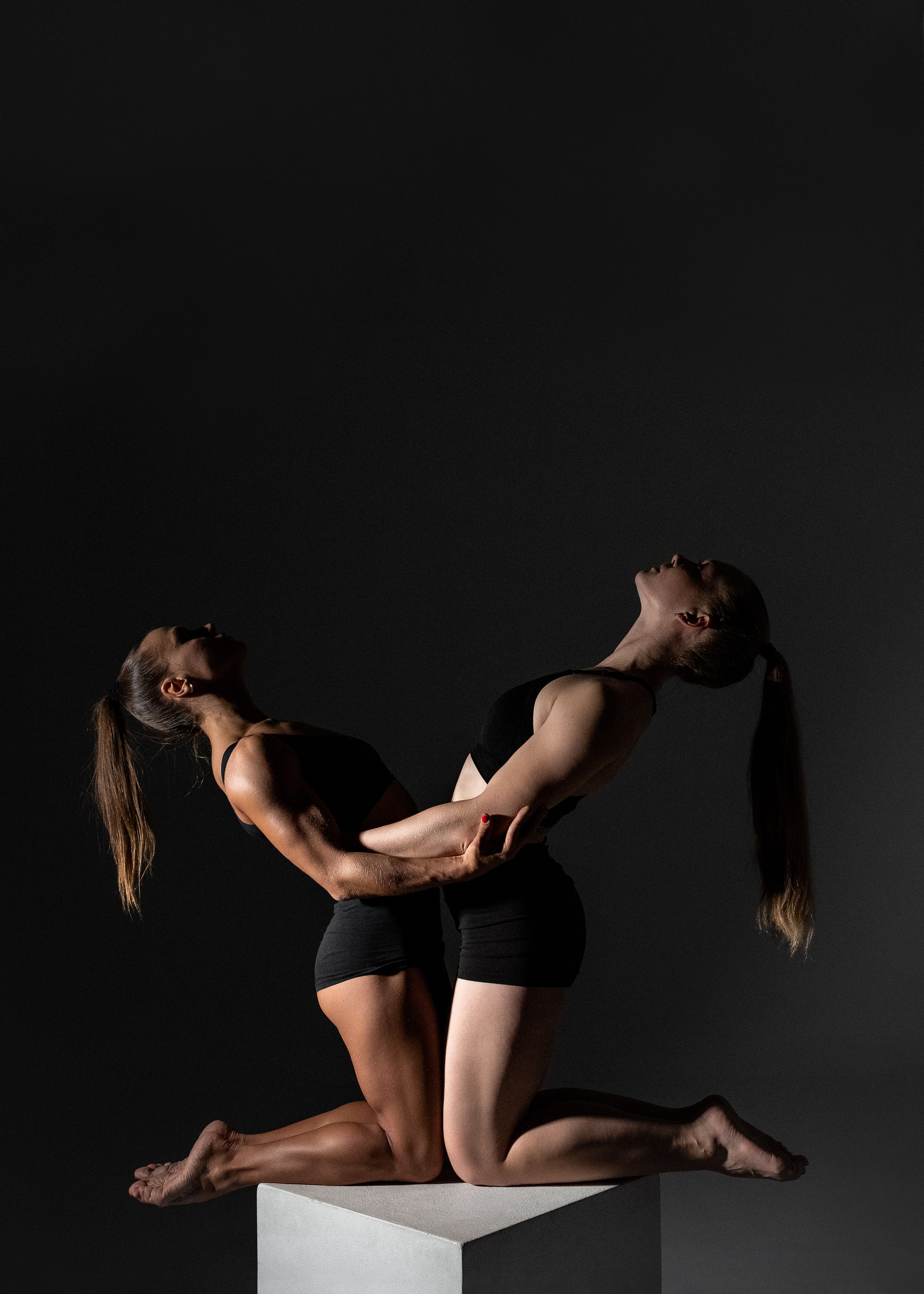 Акробатки. Ирина Носова - семейный и детский фотограф